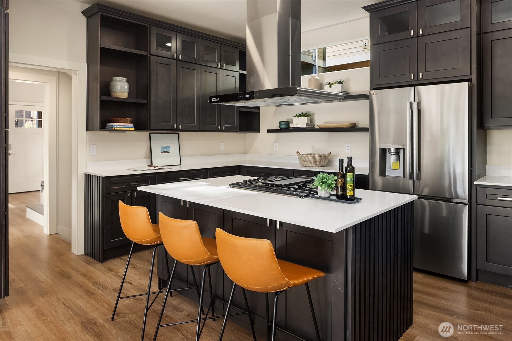 1307 W Boston Street Property Photo 10
