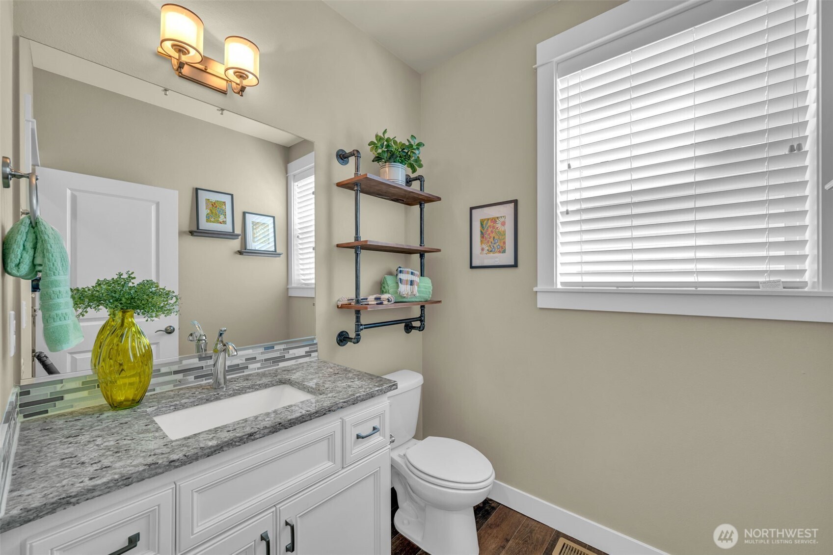 18322 134th Street Property Photo 6