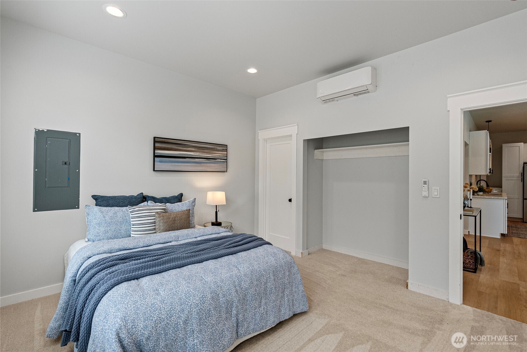 210 S Cambrian Avenue Property Photo 12