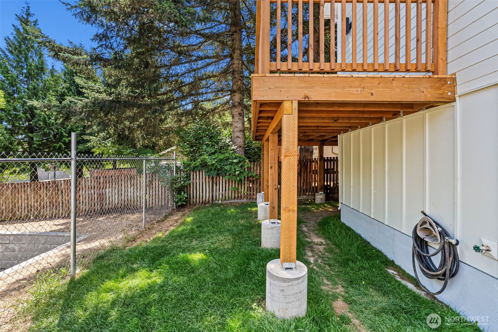 210 S Cambrian Avenue Property Photo 27