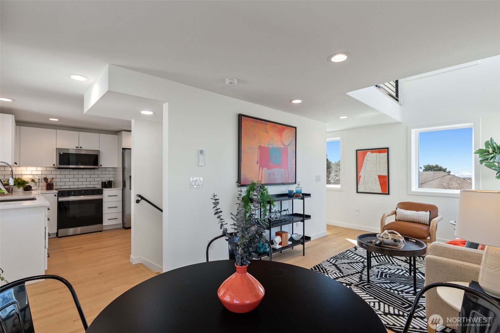 1556 S Pearl Street C Property Photo 6