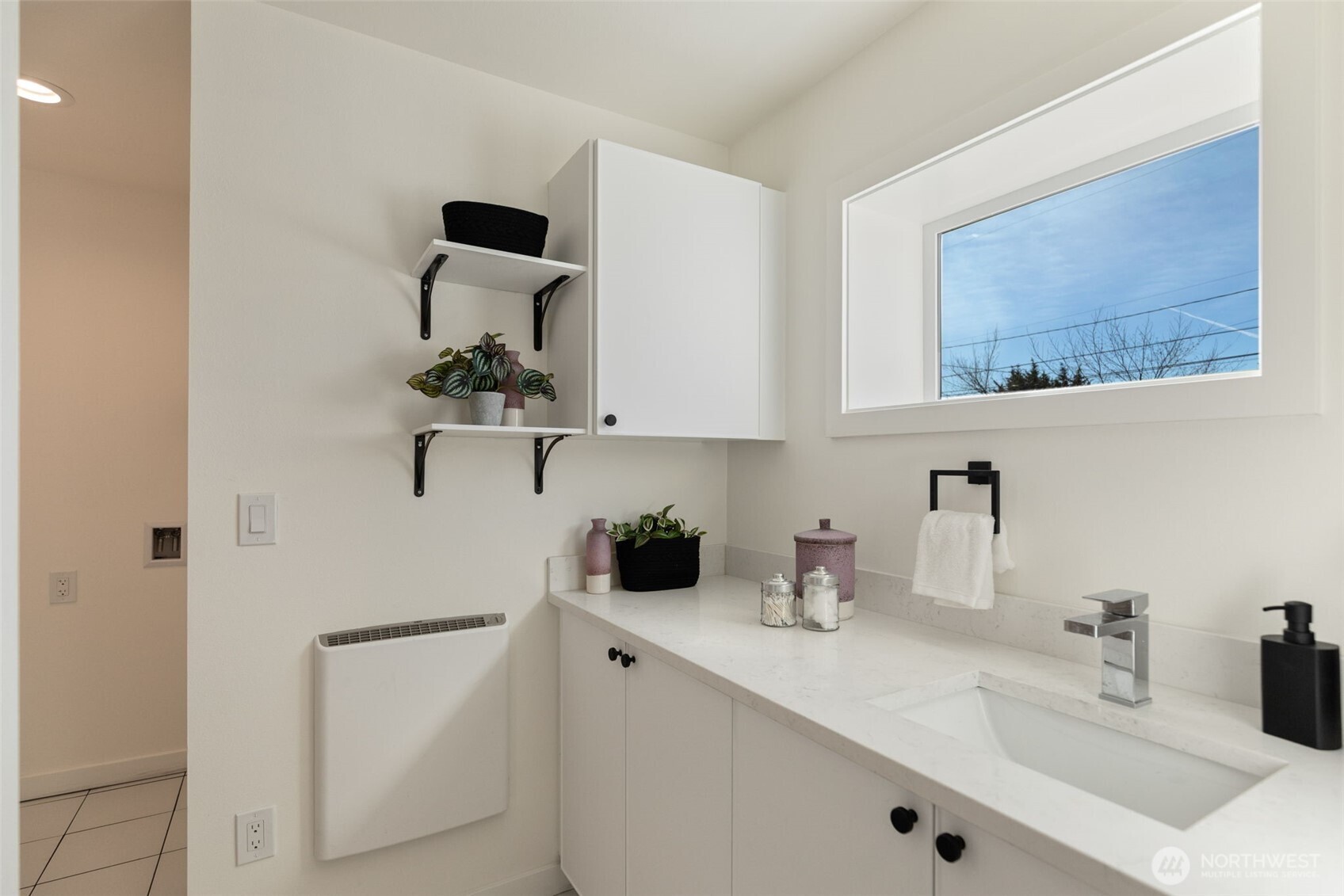 1556 S Pearl Street C Property Photo 25