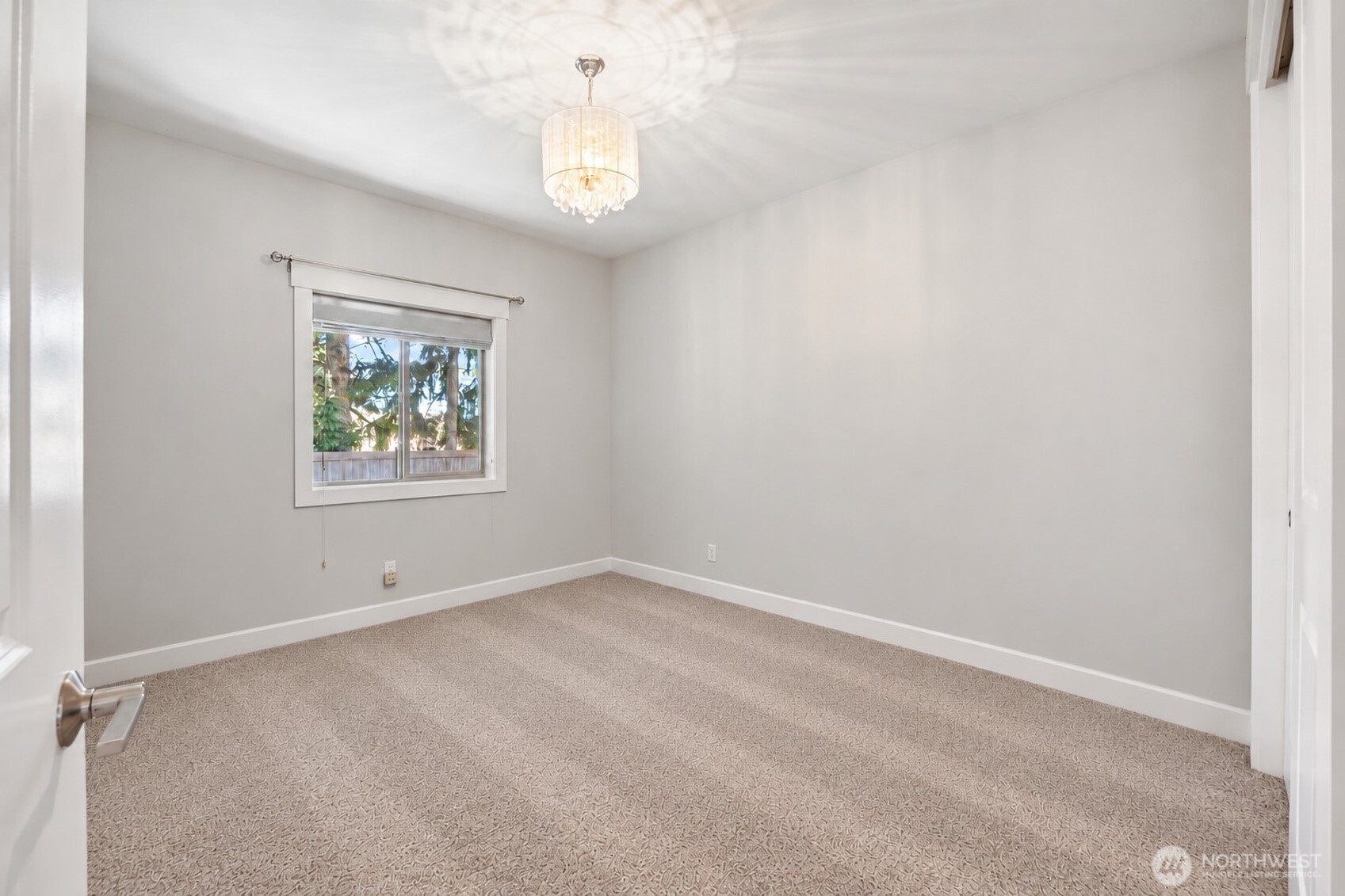3484 Ashwood Drive Property Photo 22