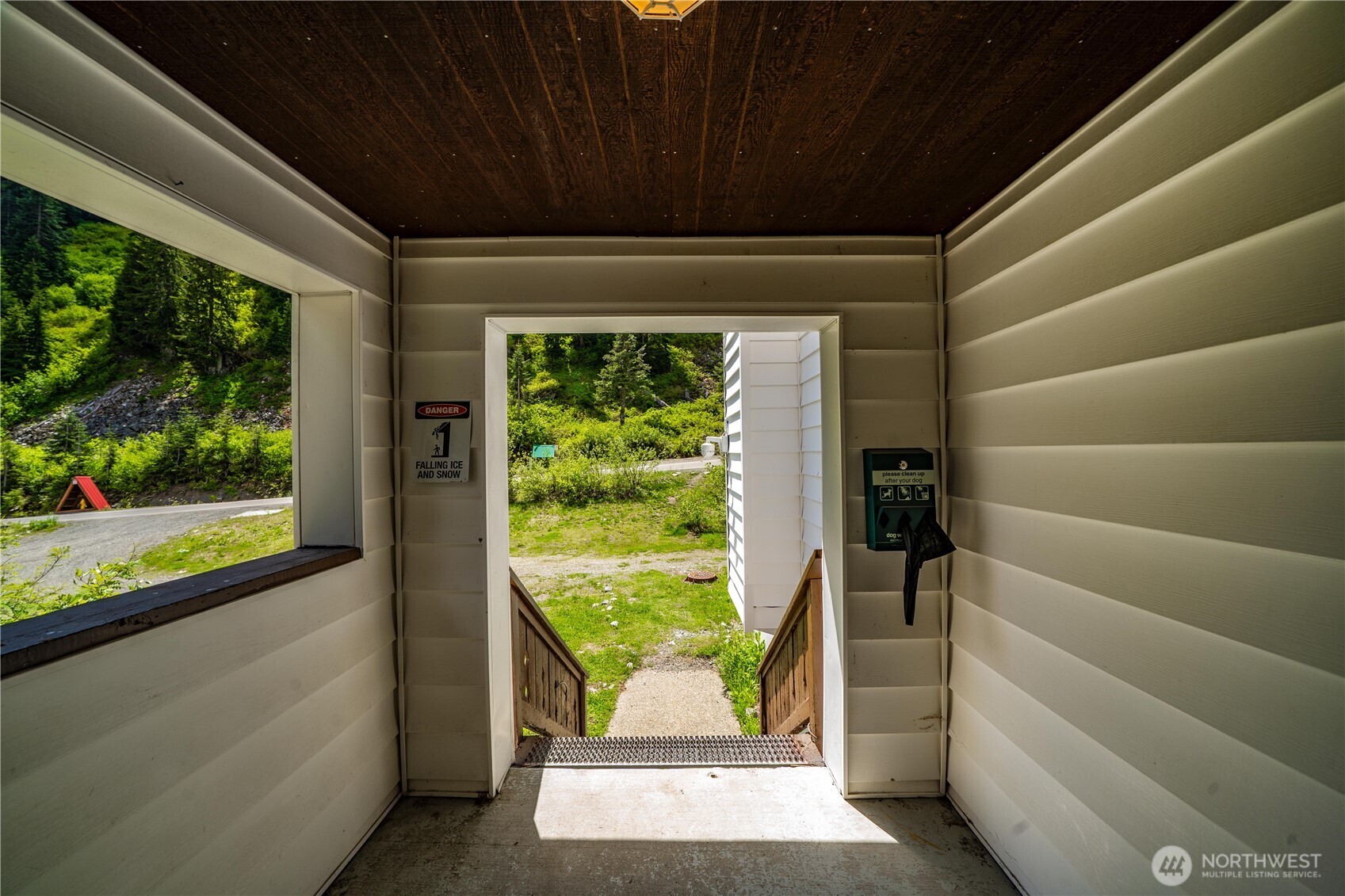 74 Erste Street 1205 Property Photo 6