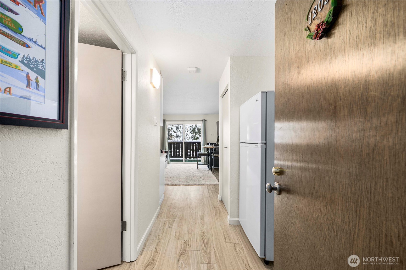 74 Erste Street 1205 Property Photo 8