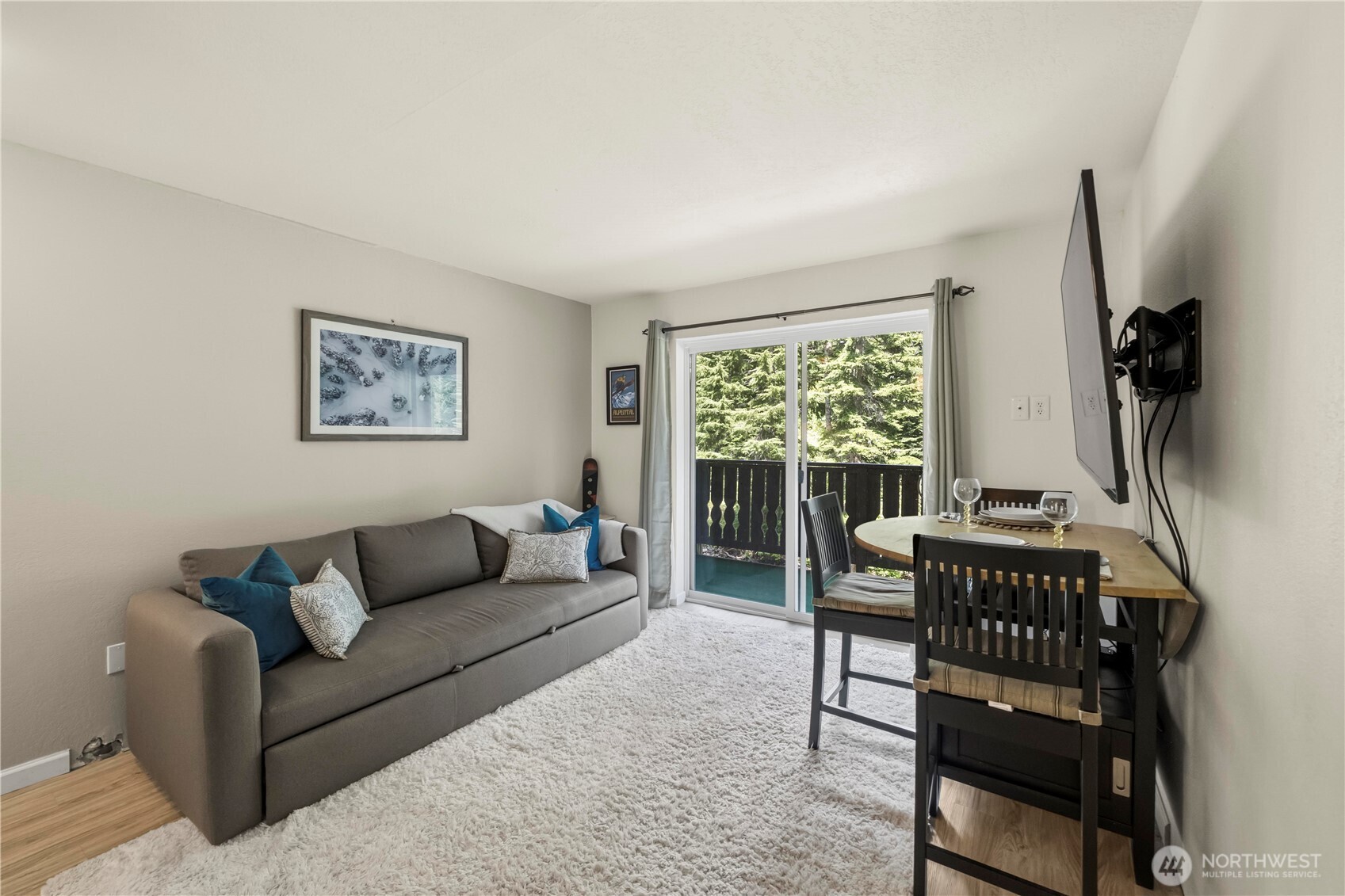 74 Erste Street 1205 Property Photo 10