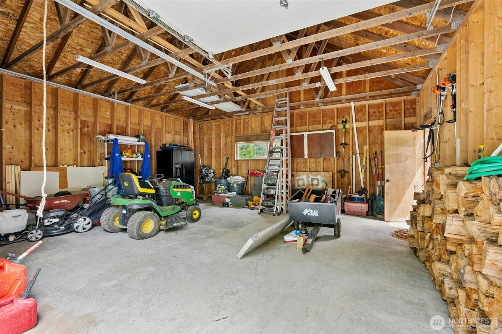 10025 333rd Avenue Property Photo 27