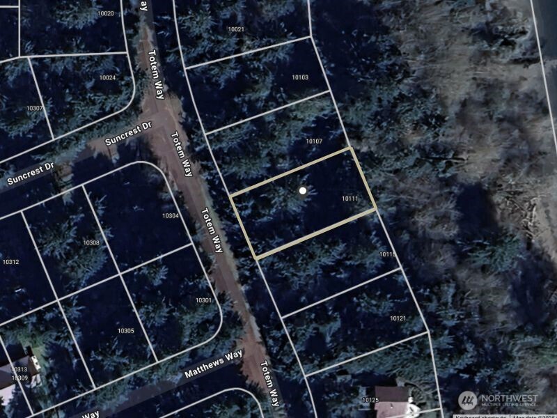 10111 Totem Way Property Photo 6