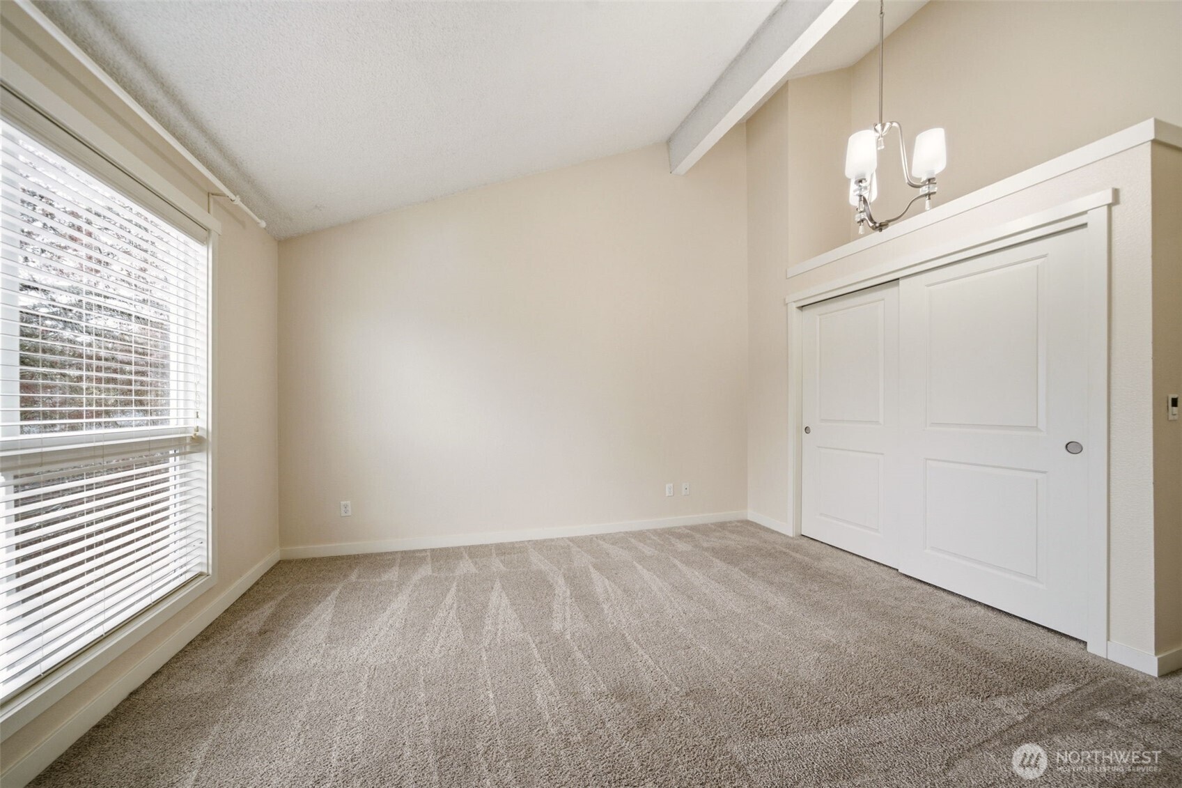 7113 Ne 43rd Street F Property Photo 24