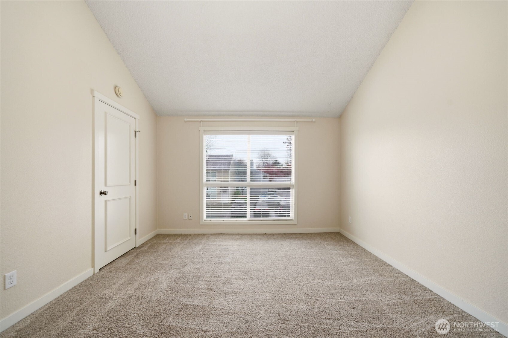 7113 Ne 43rd Street F Property Photo 26