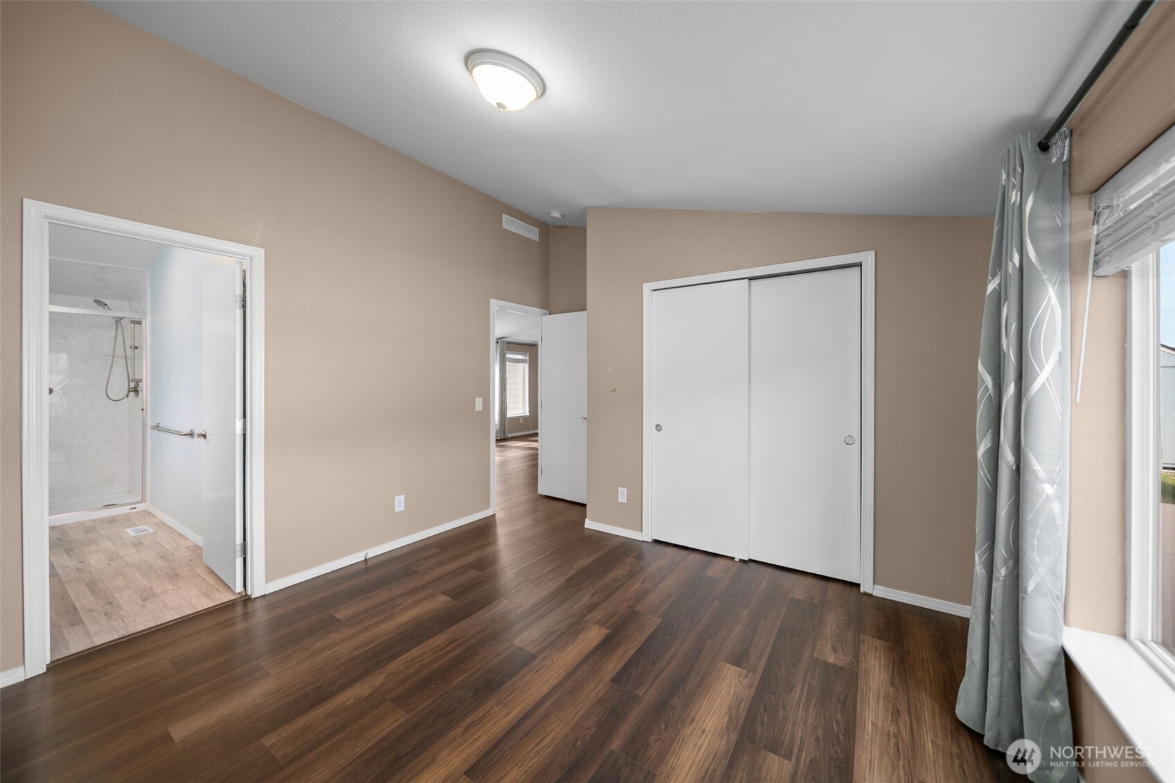 14611 Diamond Avenue Property Photo 5