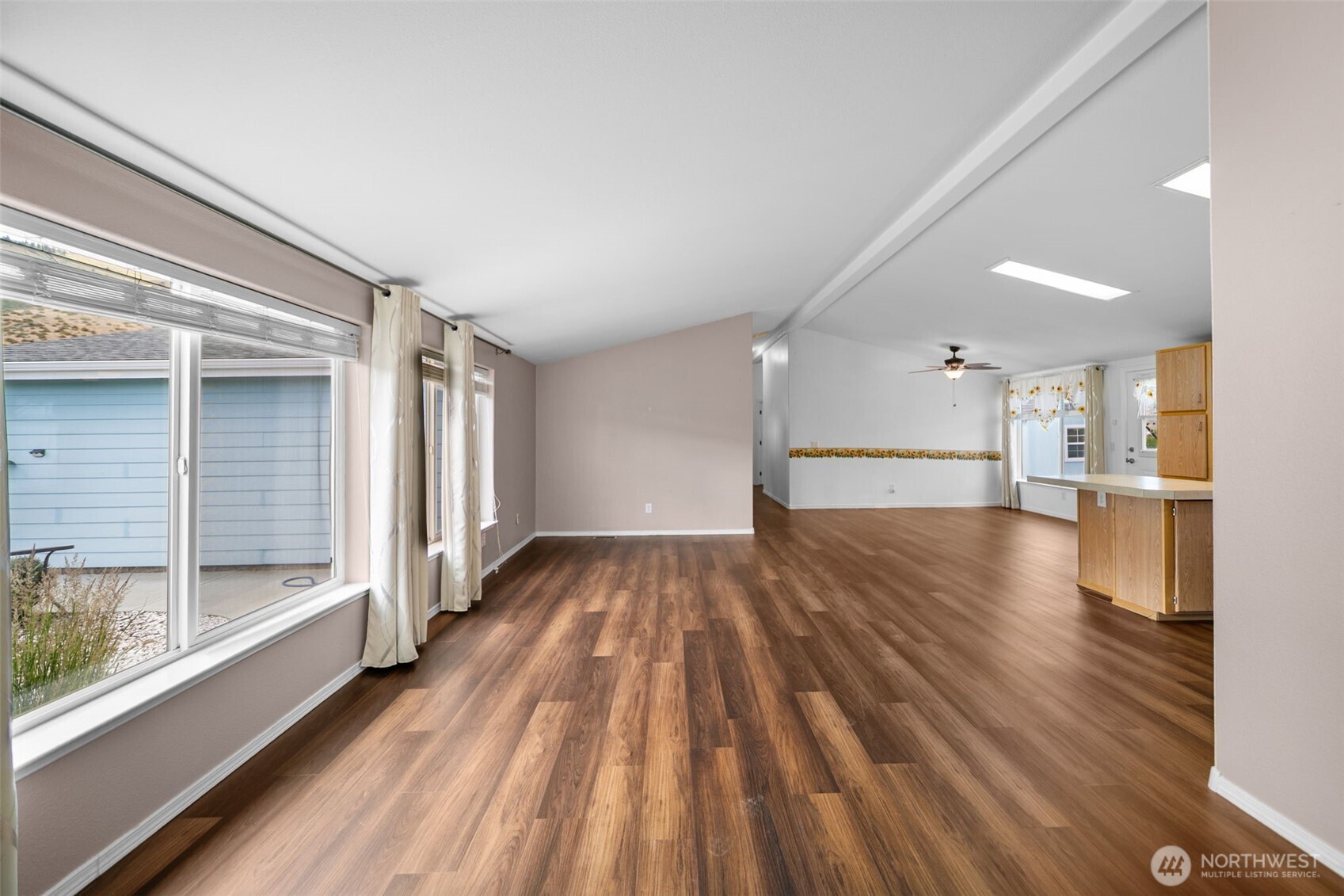 14611 Diamond Avenue Property Photo 12