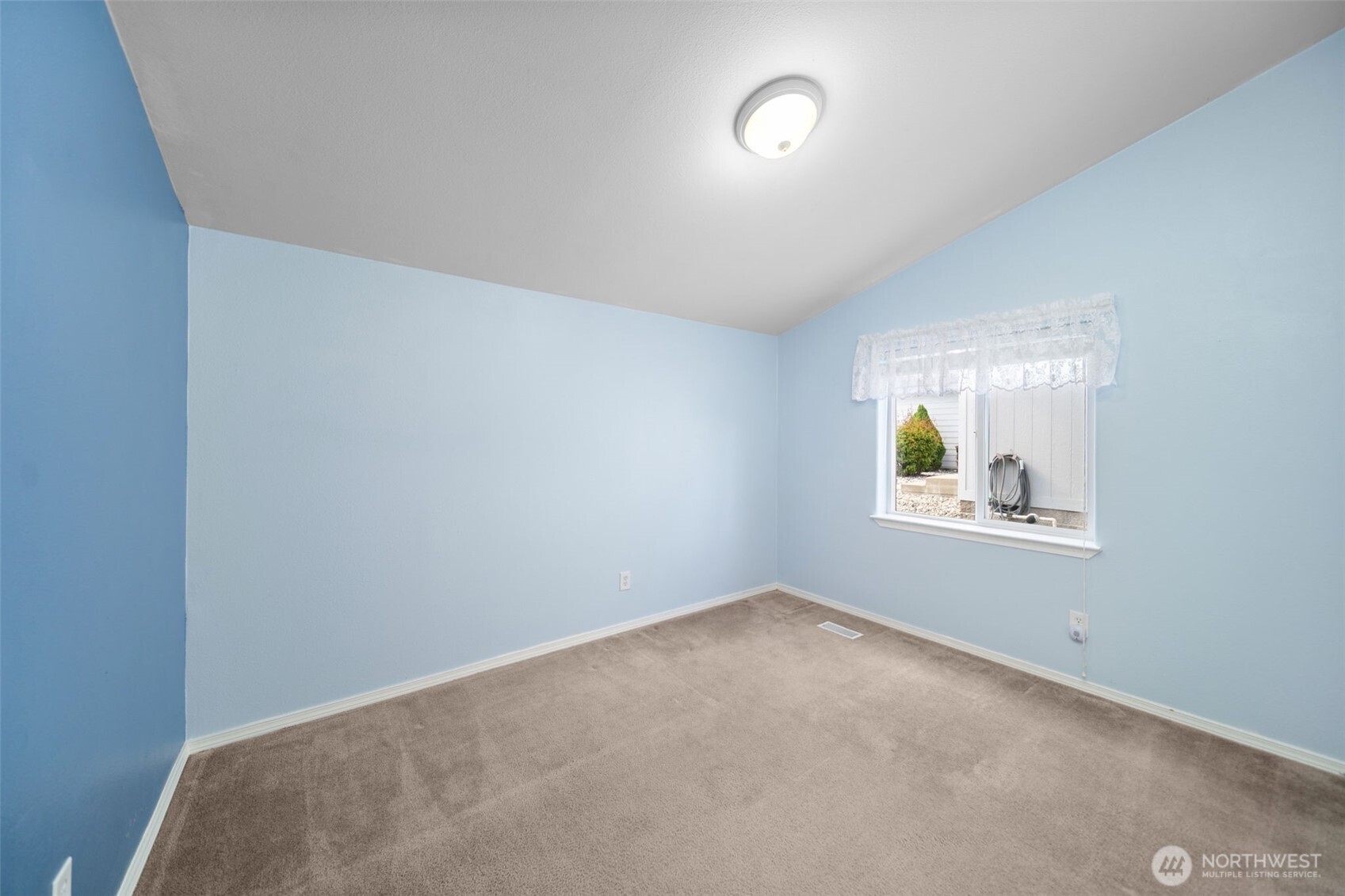 14611 Diamond Avenue Property Photo 21