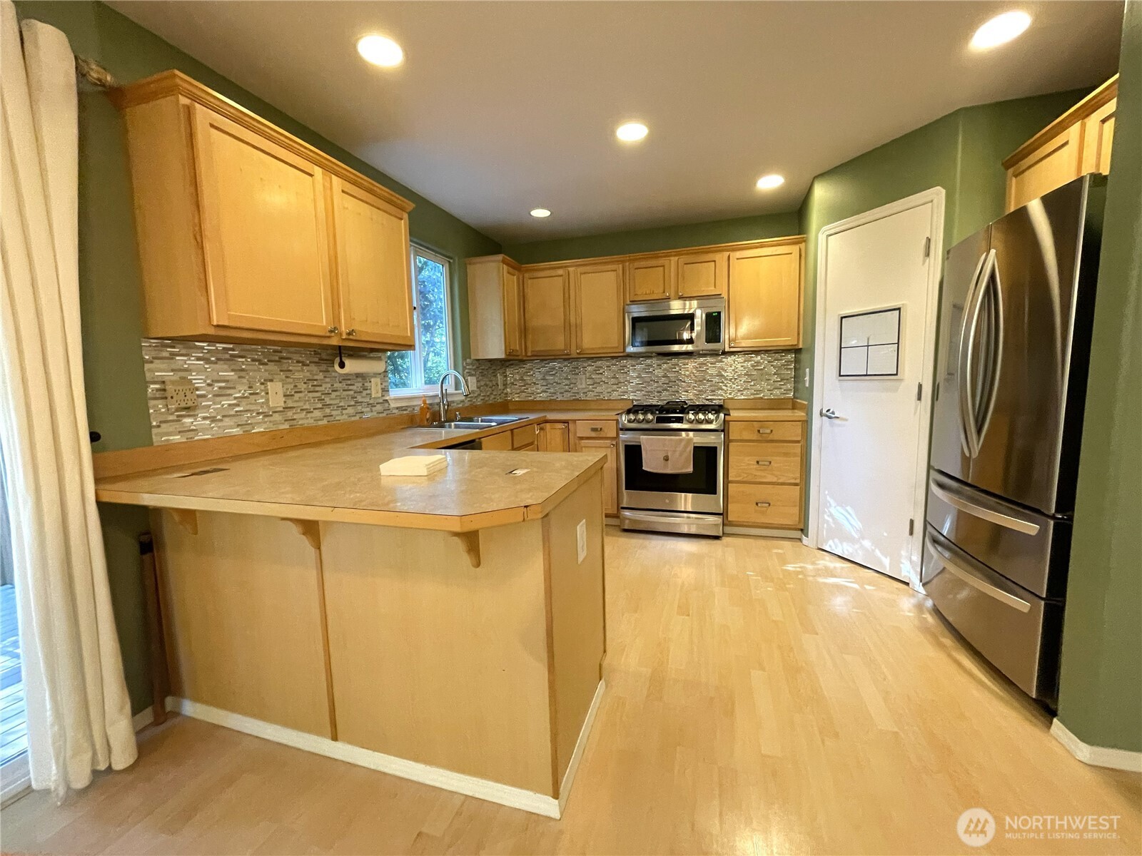 11410 23rd Place 28 Property Photo 5