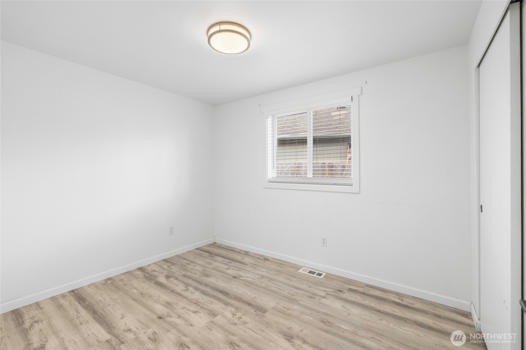 2921 176th Street 143 Property Photo 15