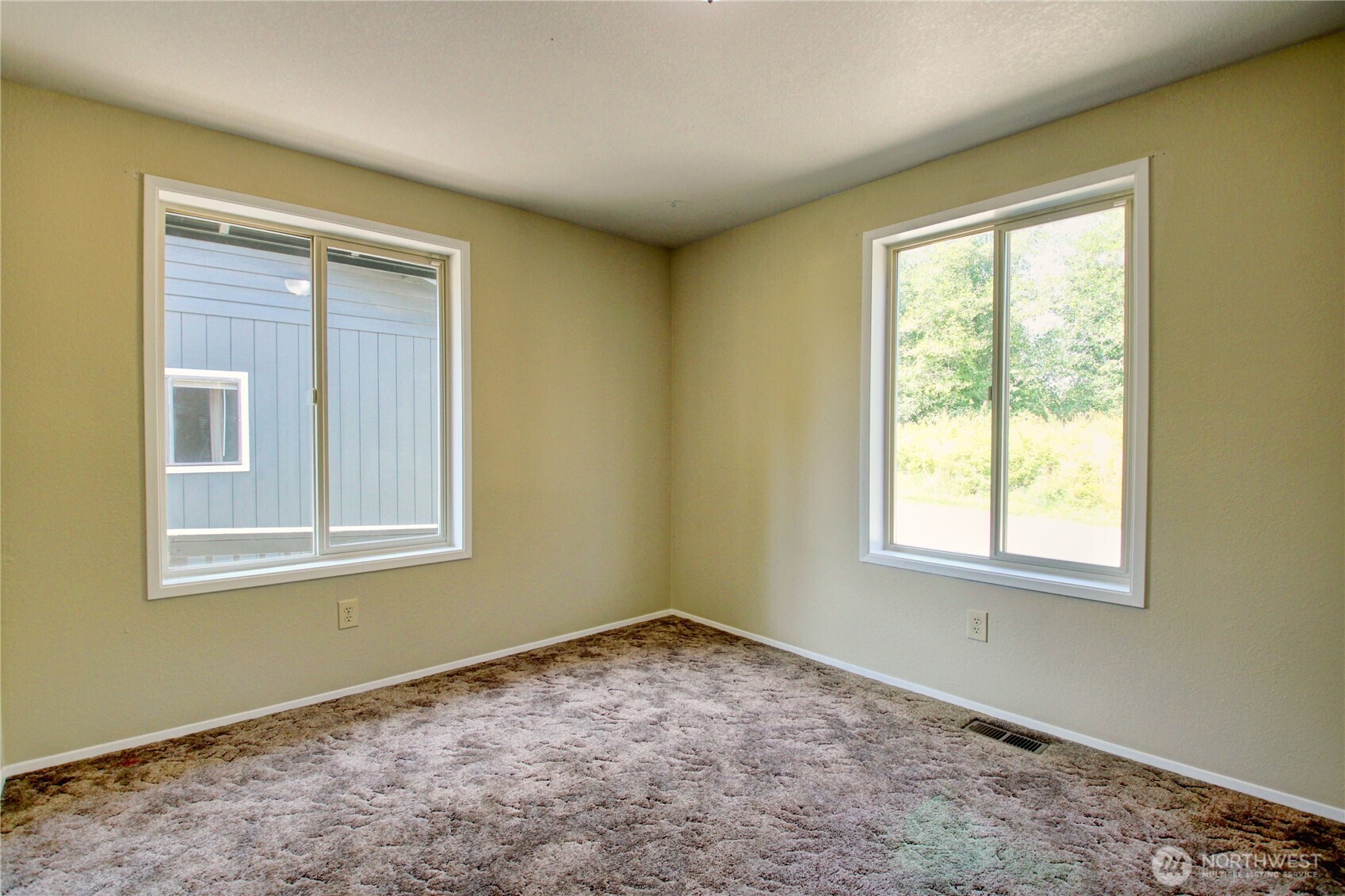3046 Old Highway 99 North Road Property Photo 20