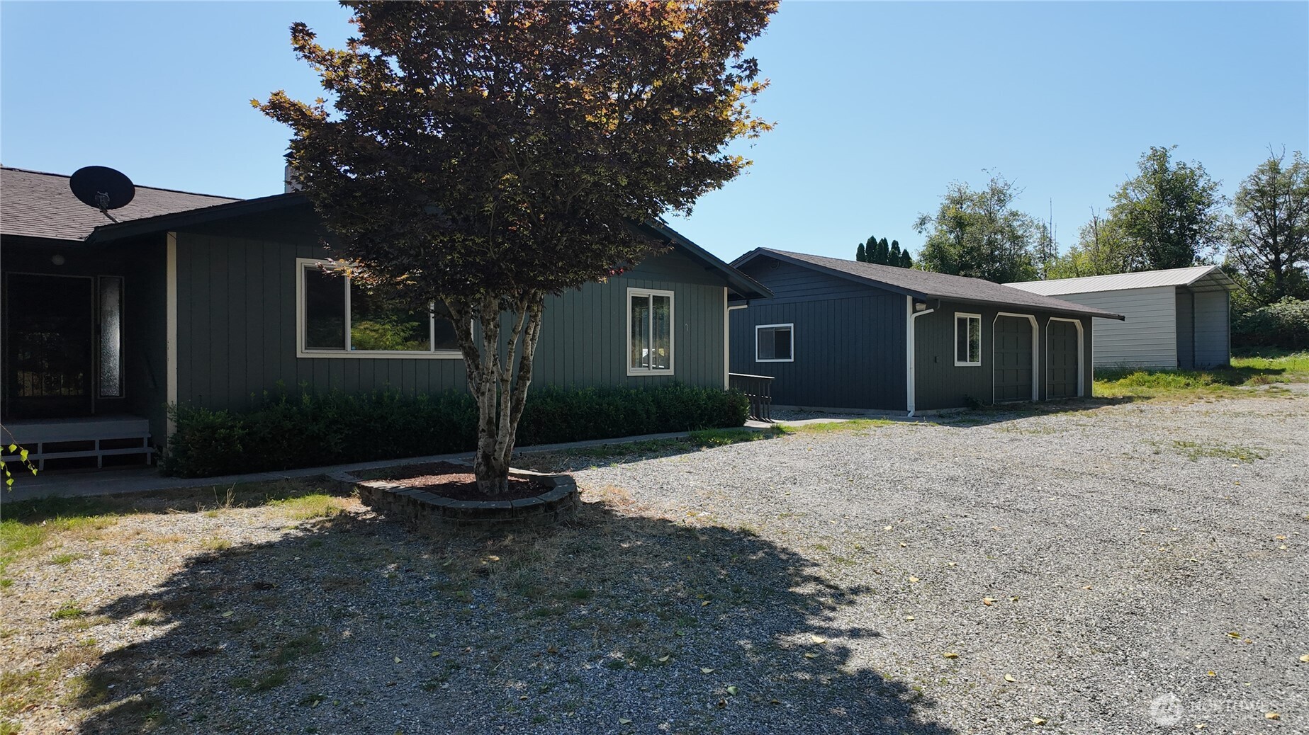 3046 Old Highway 99 North Road Property Photo 37