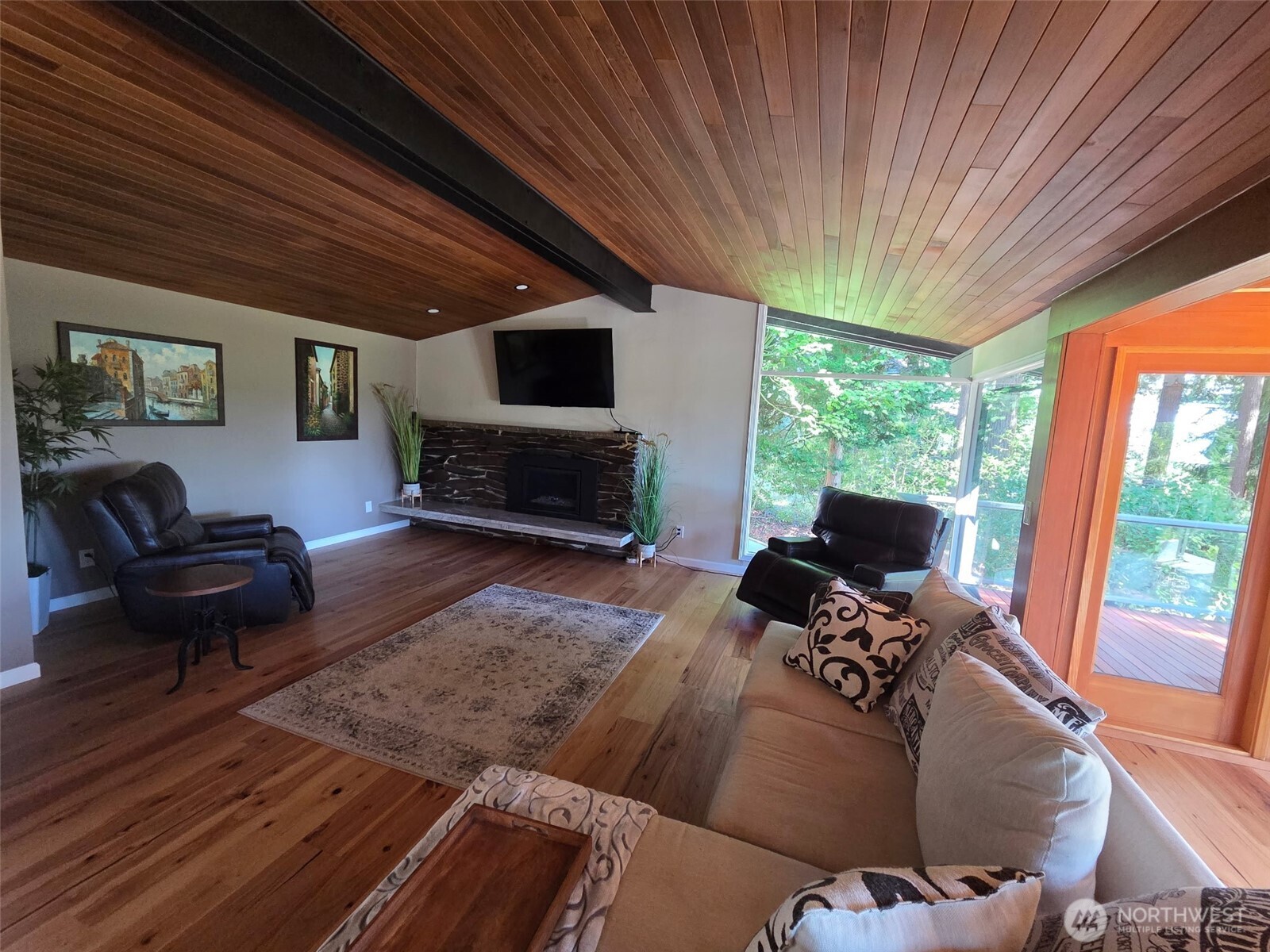 8210 171st Avenue Property Photo 6