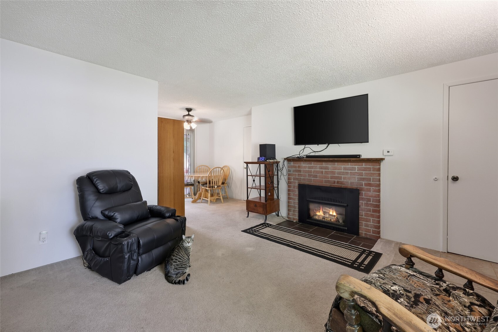 5743 39th Avenue Property Photo 7