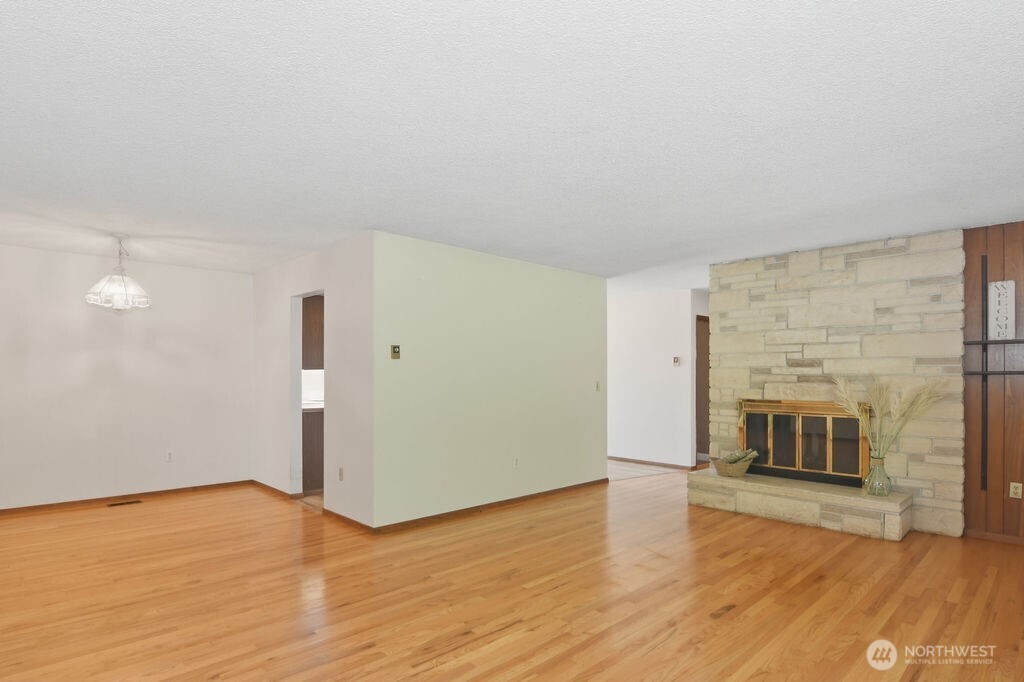 10009 Ne Covington Road Property Photo 13