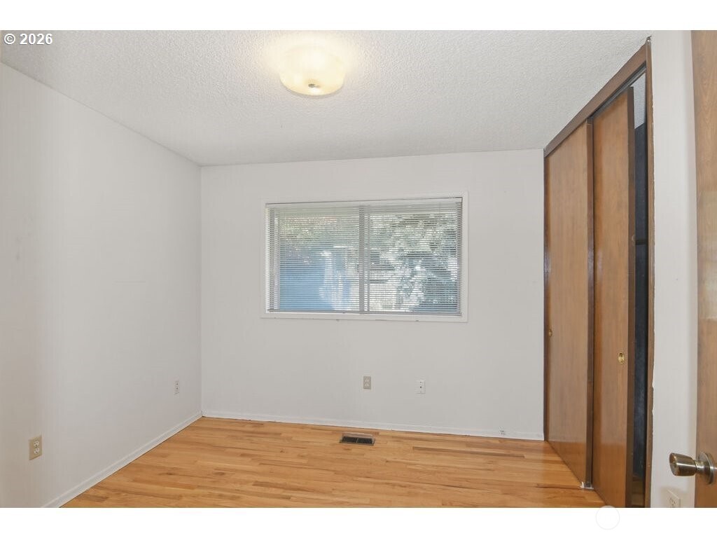 10009 Ne Covington Road Property Photo 25