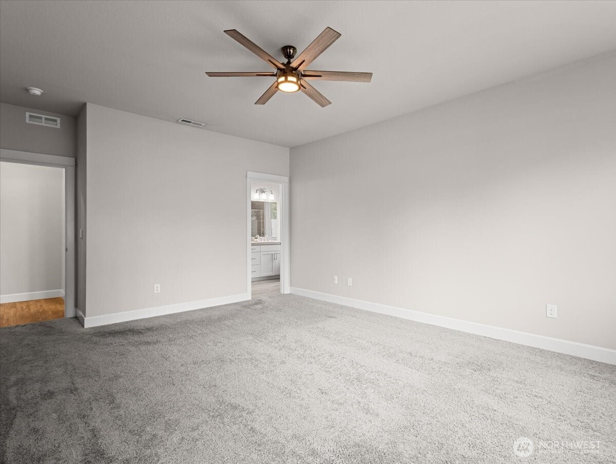 14025 Se 22nd Circle Property Photo 17