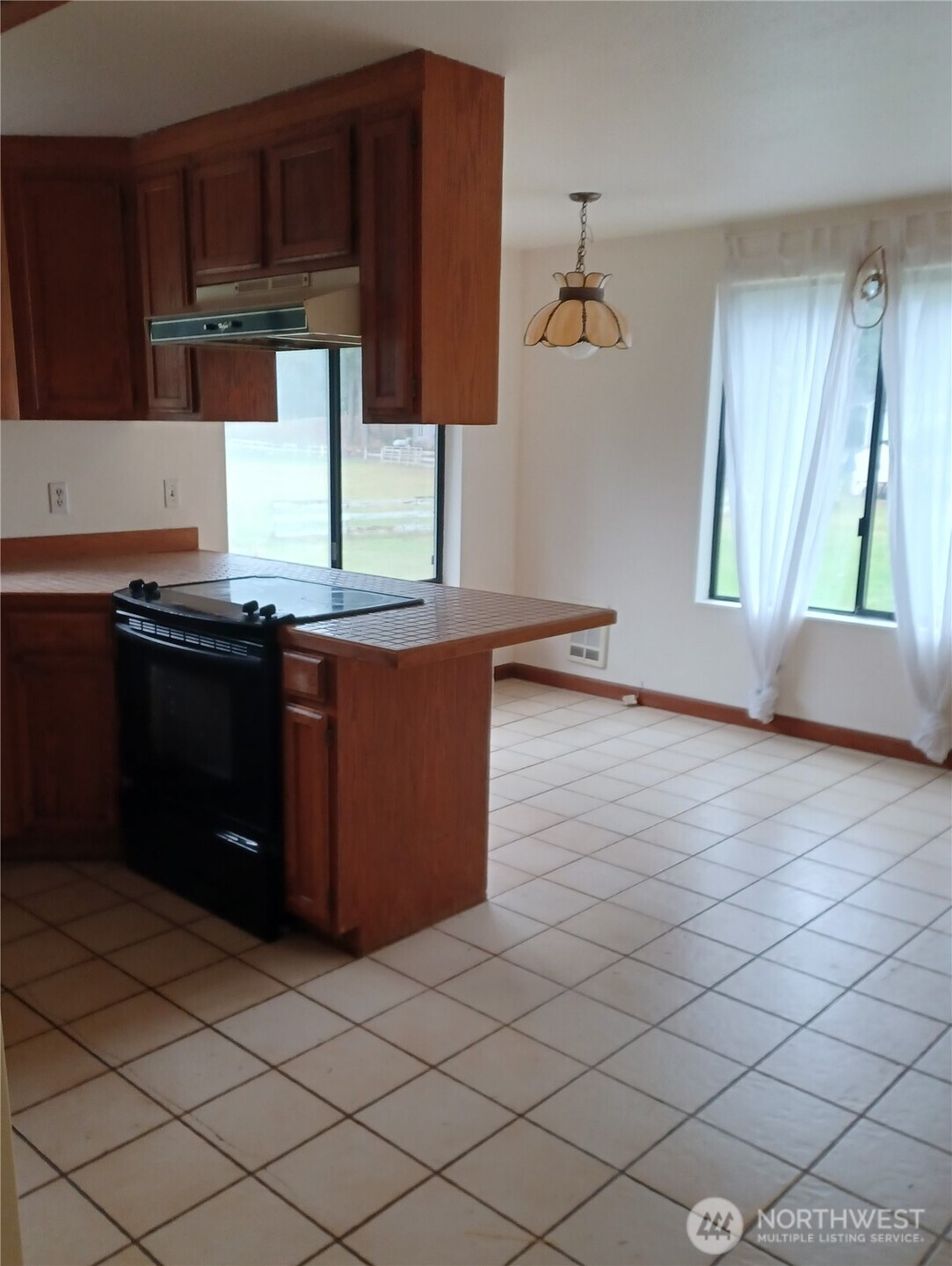 2606 128 Street Property Photo 9