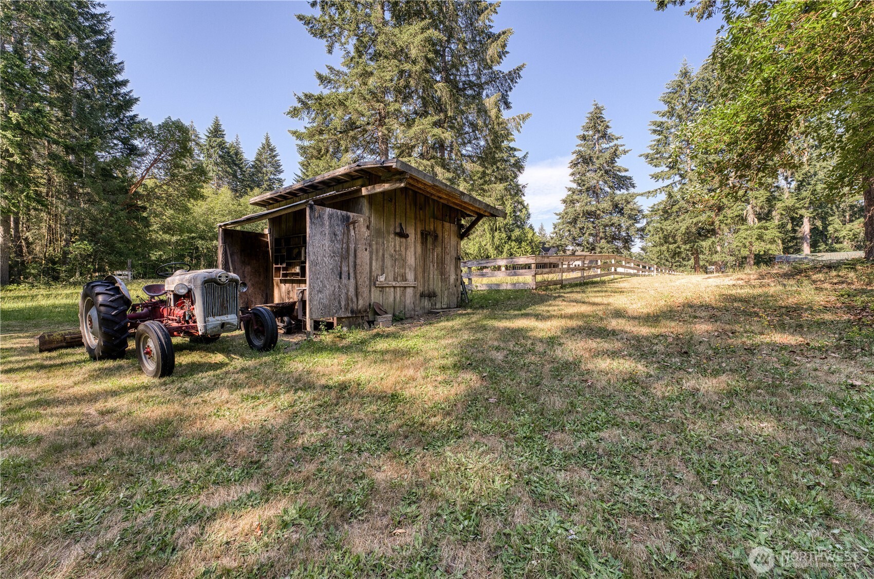 2606 128 Street Property Photo 13