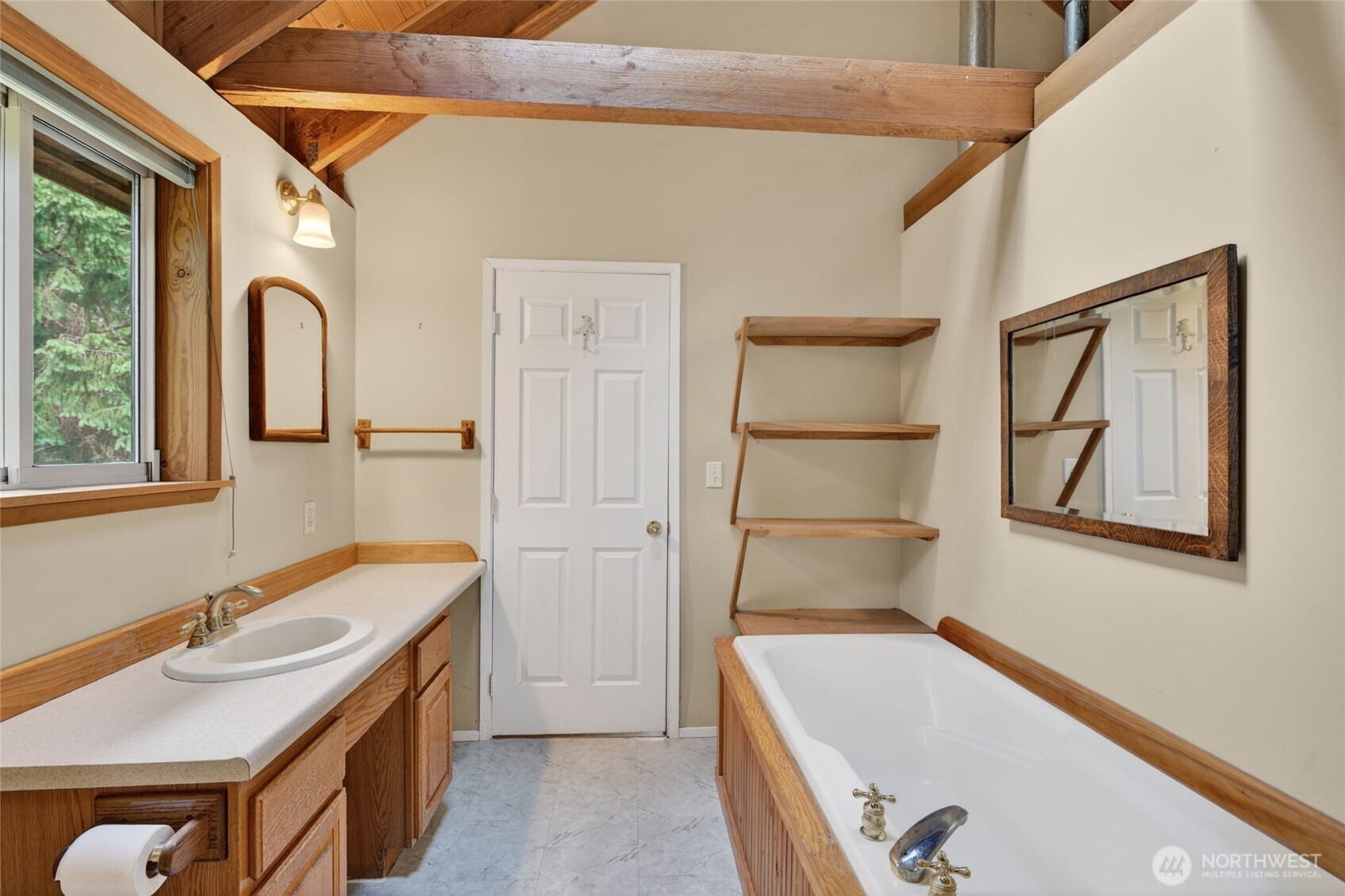 2538952 Property Photo 19