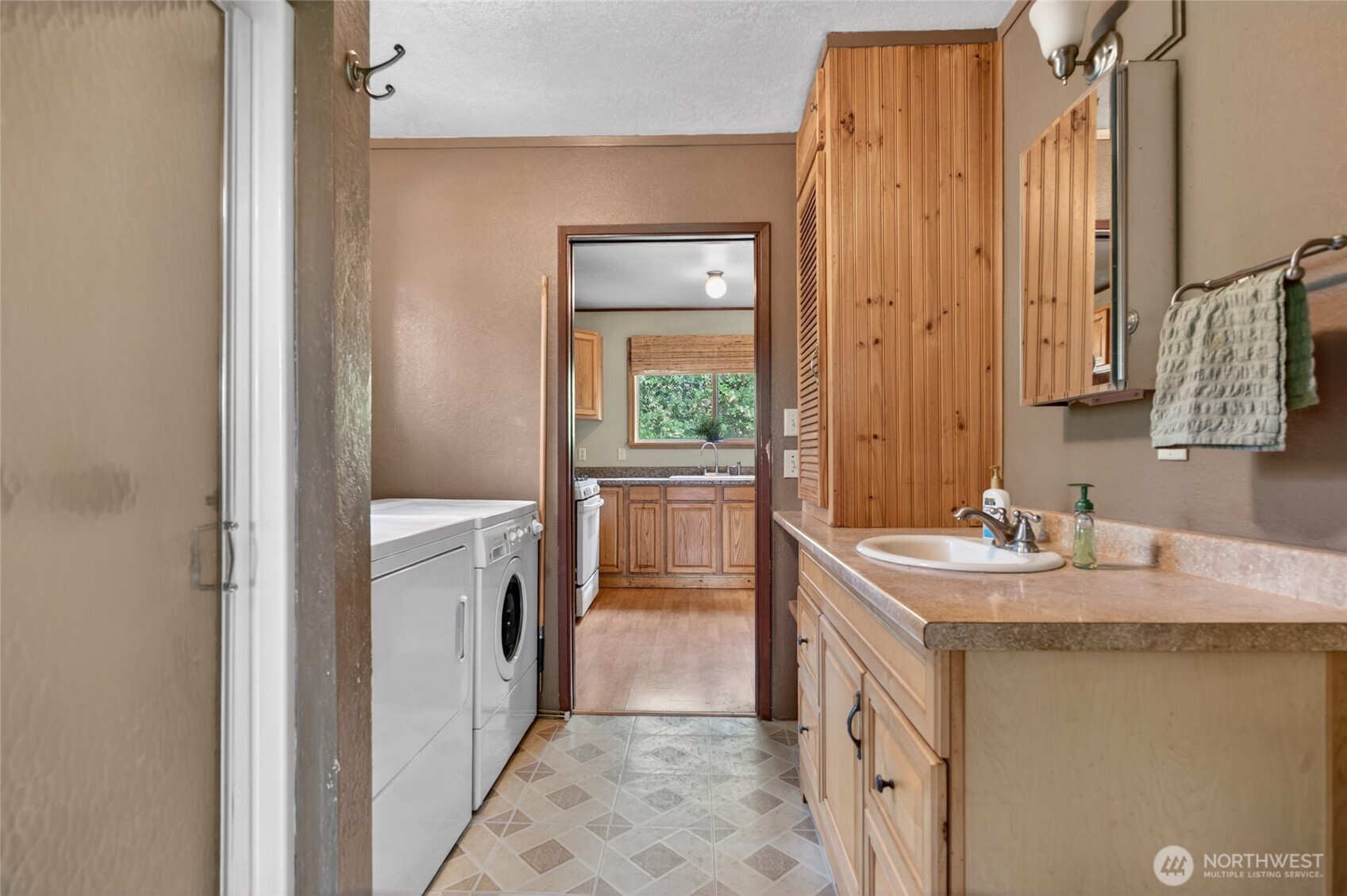 2538952 Property Photo 22