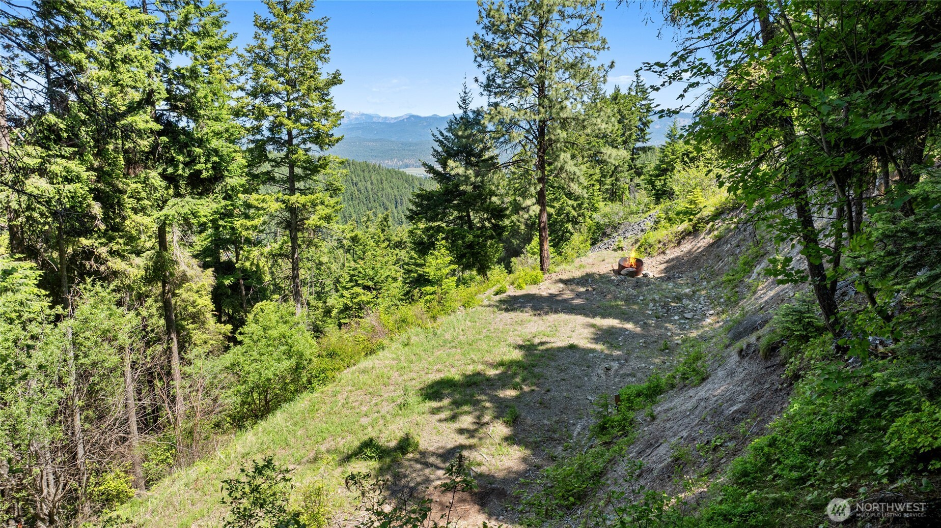 1208 Rodeo Road Property Photo 7