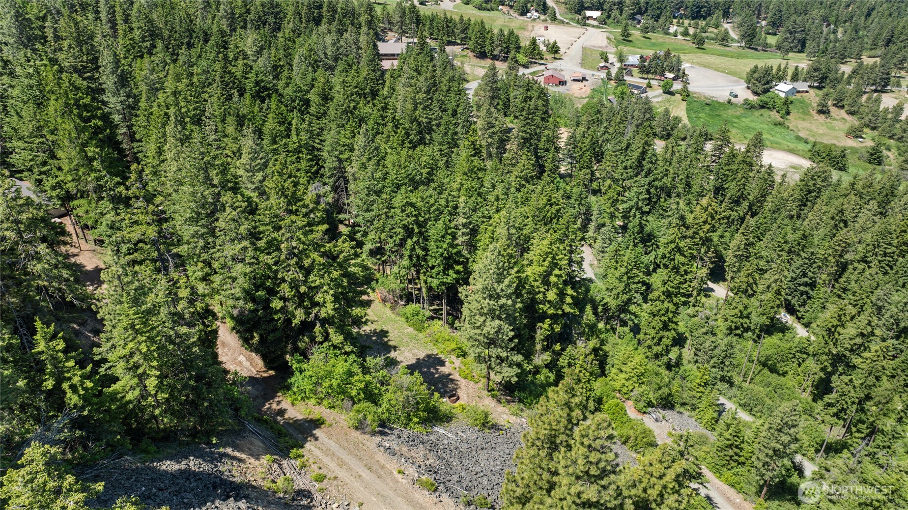 1208 Rodeo Road Property Photo 11
