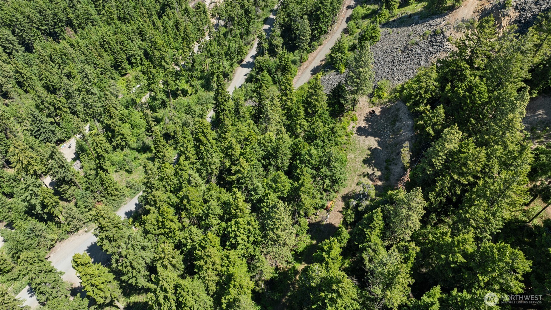1208 Rodeo Road Property Photo 14