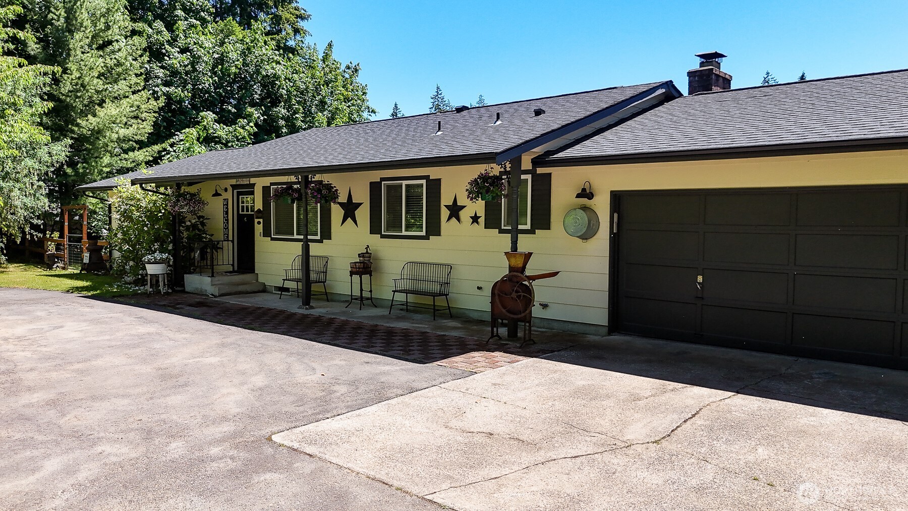 16005 148th Avenue Property Photo 9