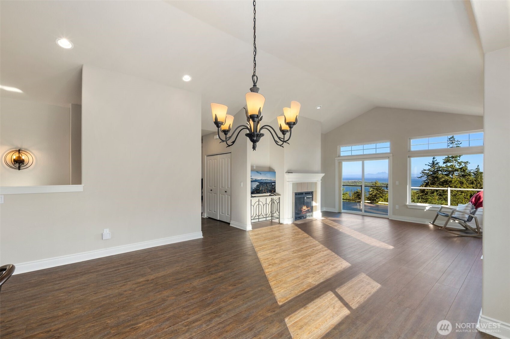 3224 Overlook Loop Property Photo 6