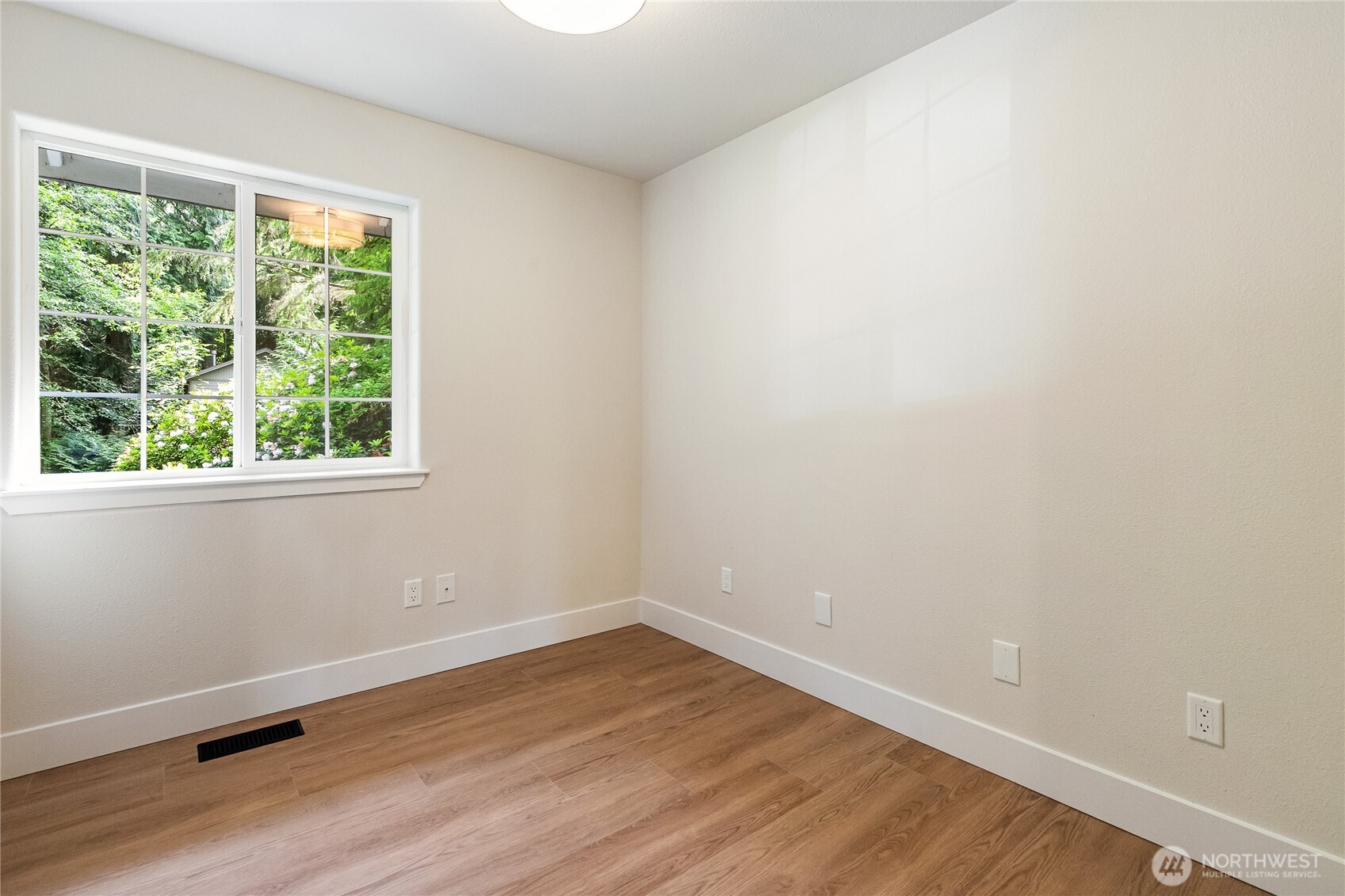 7 B Plum Lane Property Photo 24