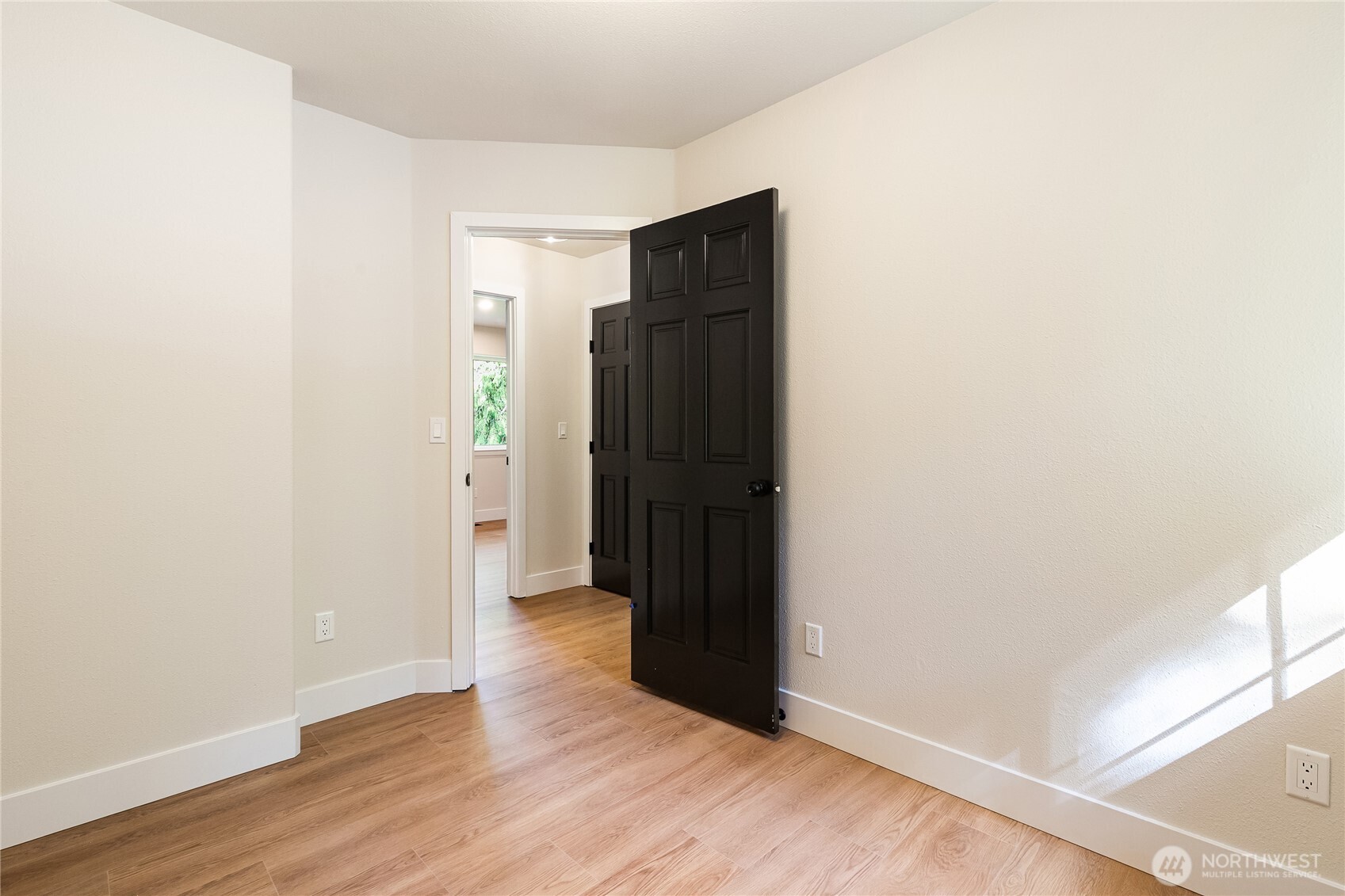 7 B Plum Lane Property Photo 25