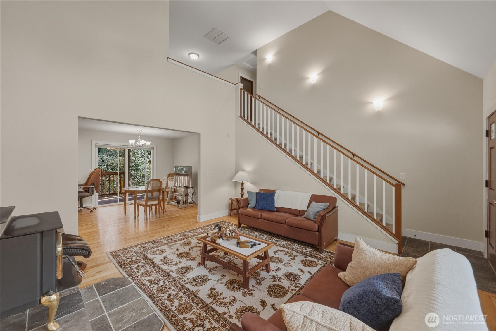 16059 Snee Oosh Road Property Photo 12