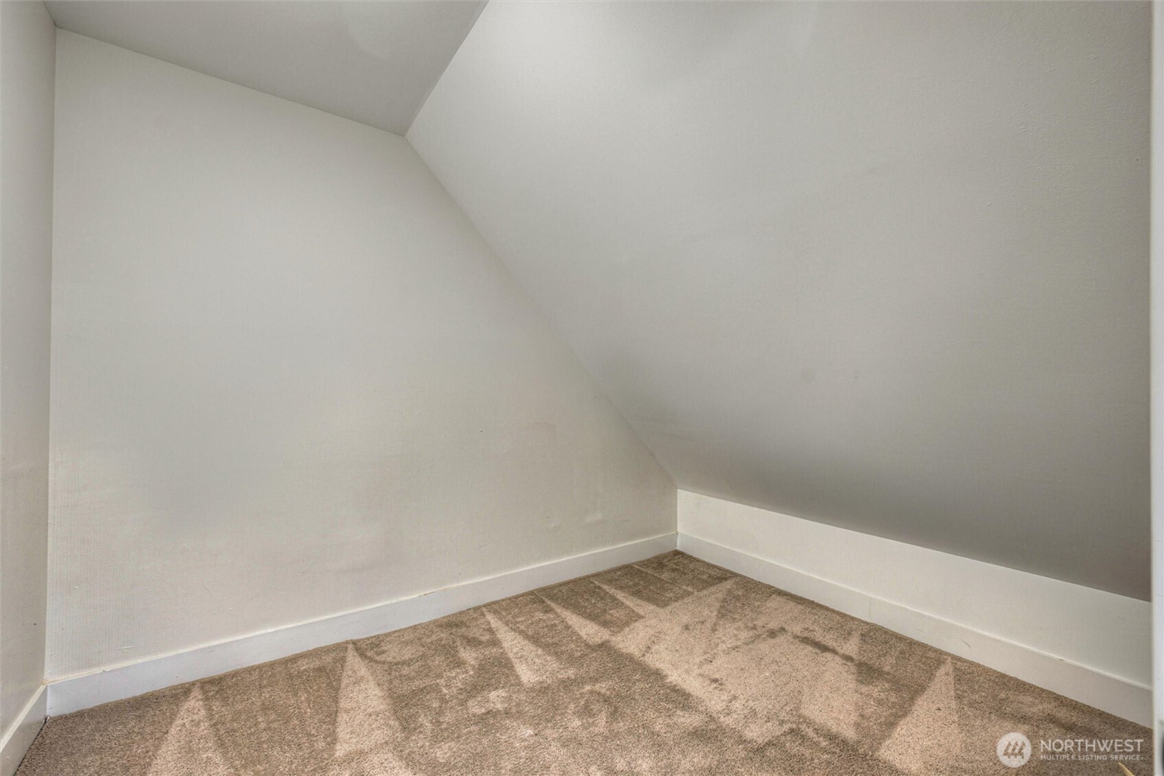 16059 Snee Oosh Road Property Photo 27