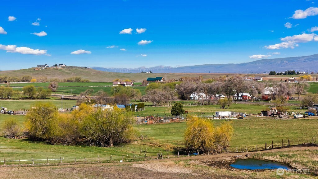 0 X Vantage Highway Property Photo 10