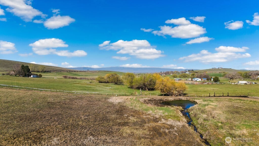 0 X Vantage Highway Property Photo 11
