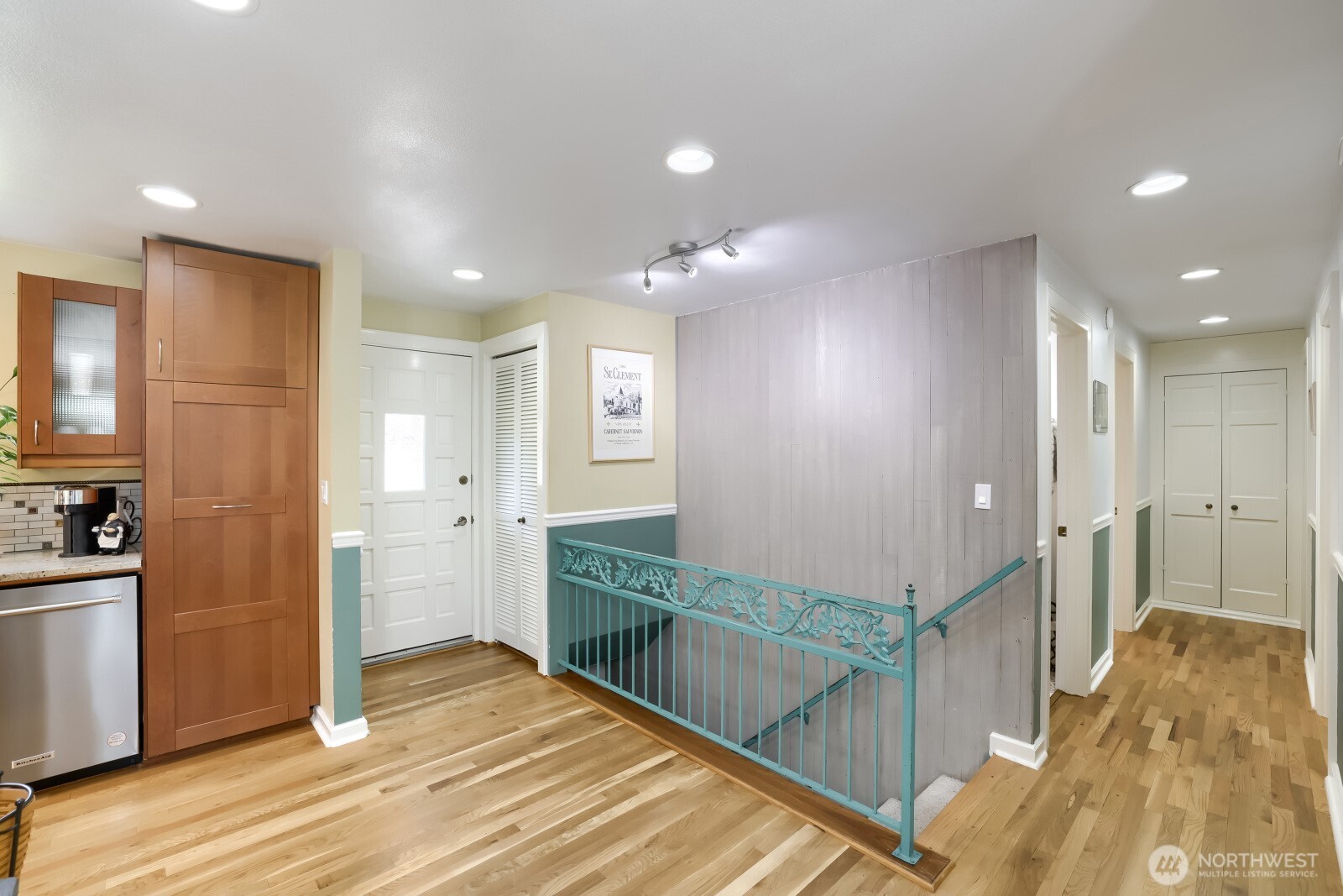 6332 Ne 196th Street Property Photo 4