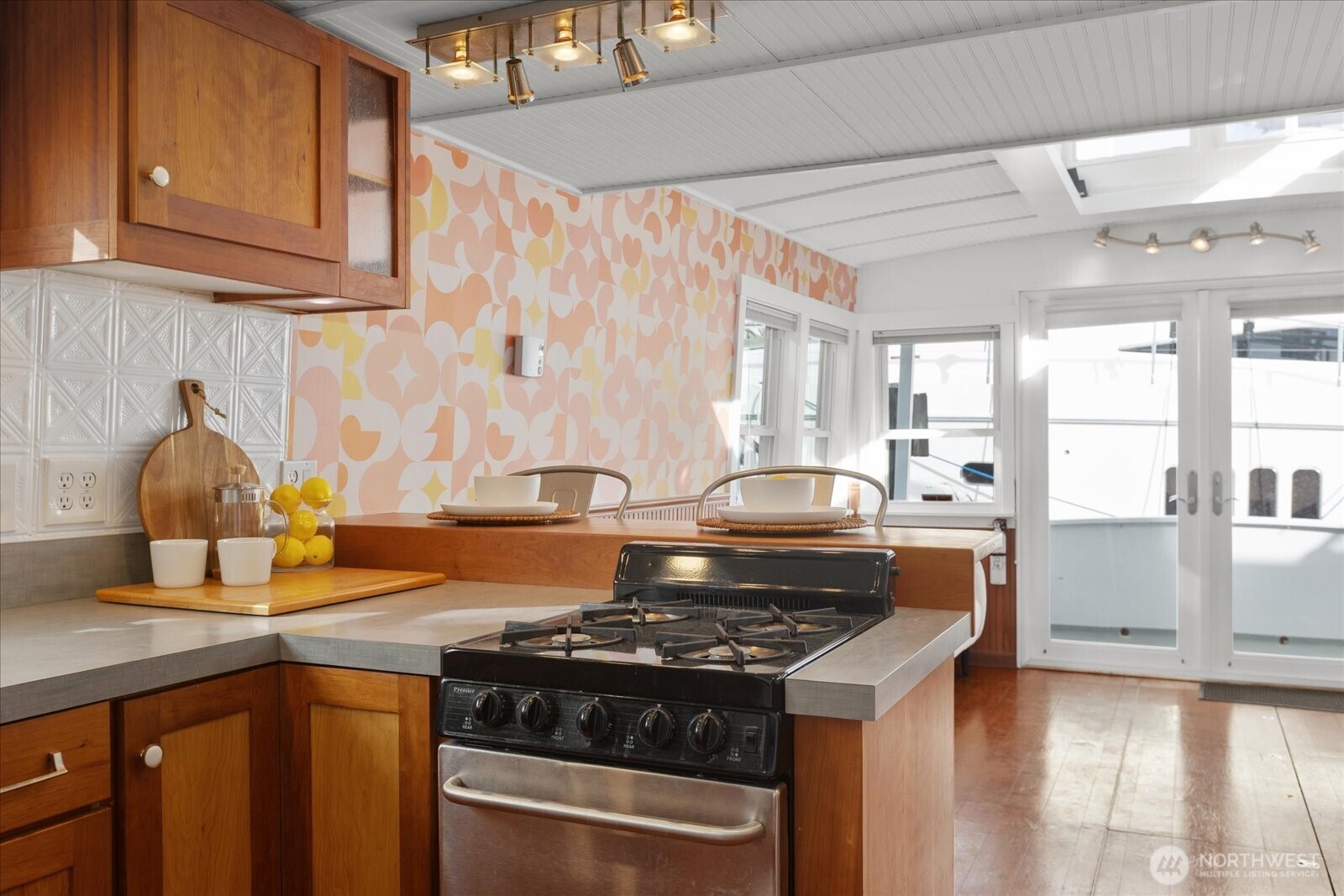 1900 Westlake Avenue B20 Property Photo 13