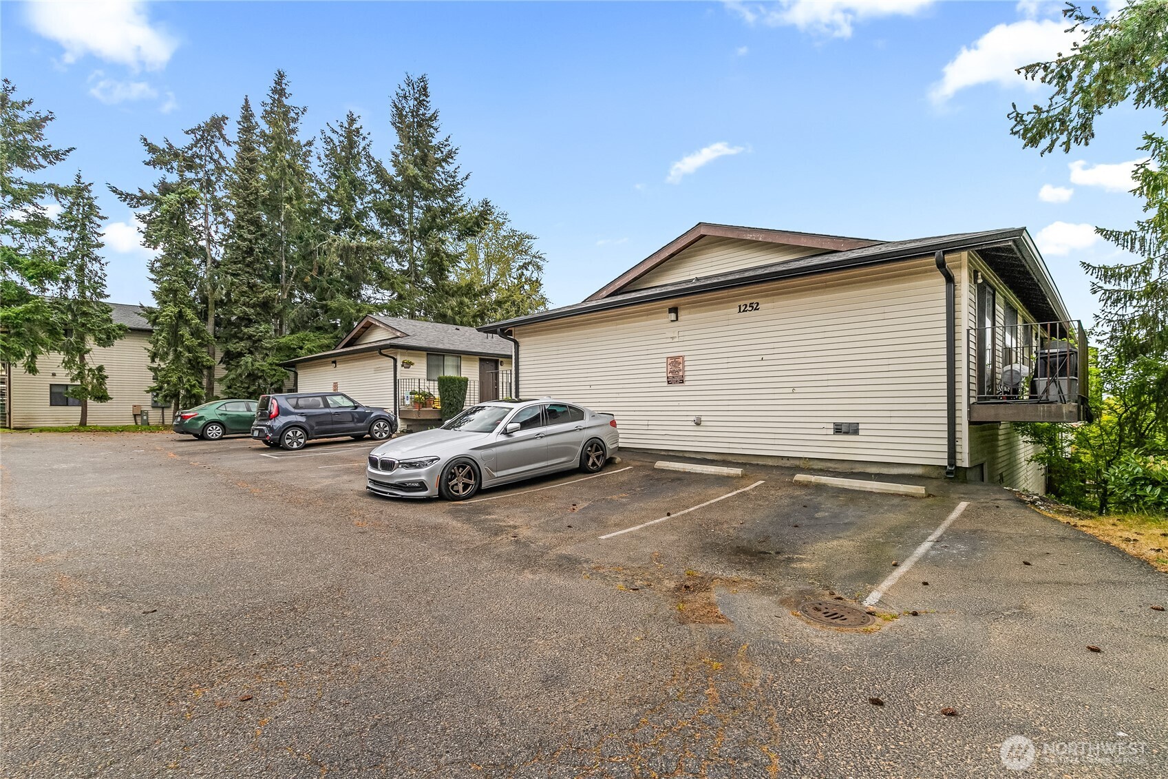 1252 Nevada Street Property Photo 2