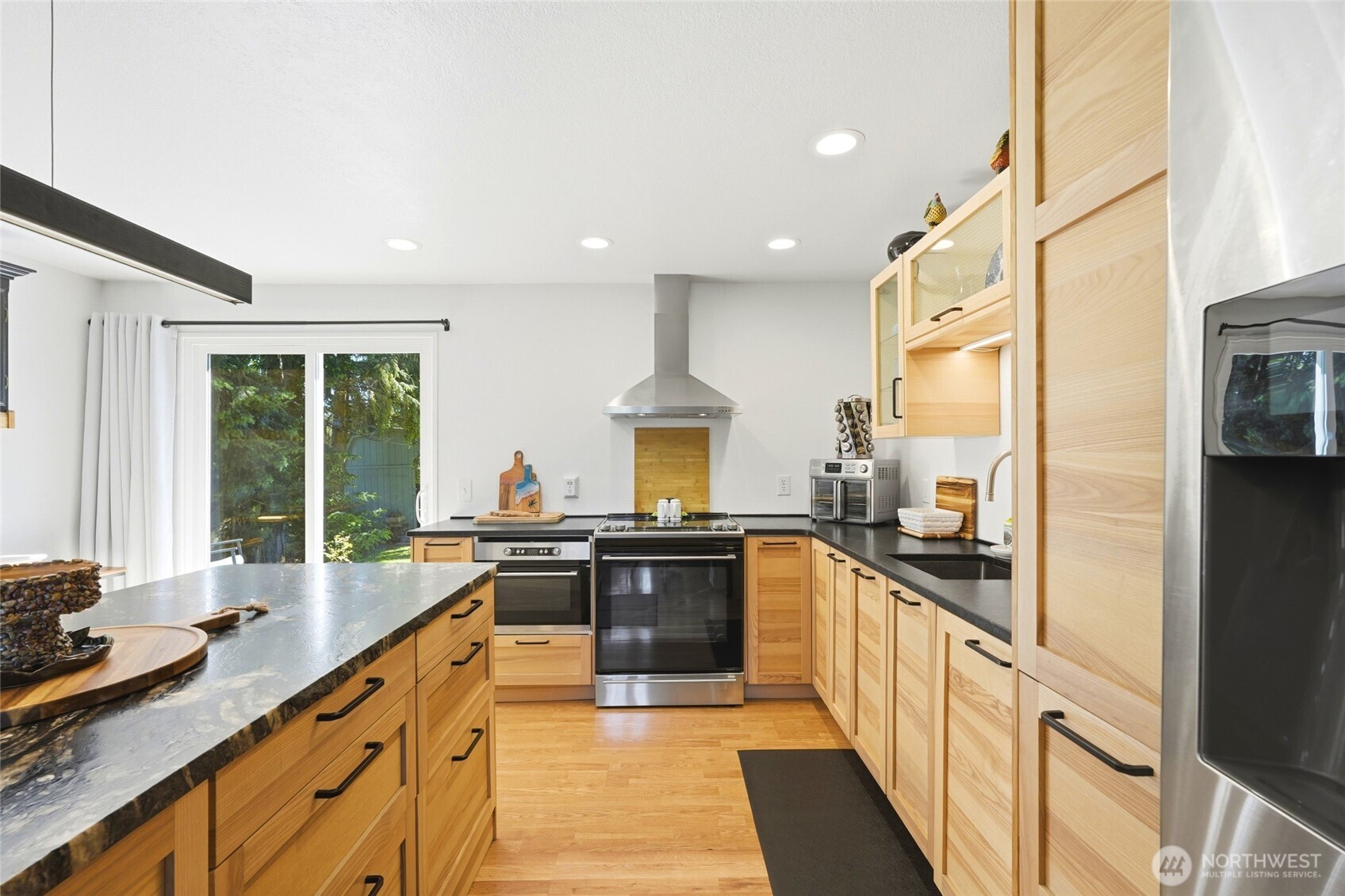 14215 55th Avenue Property Photo 8