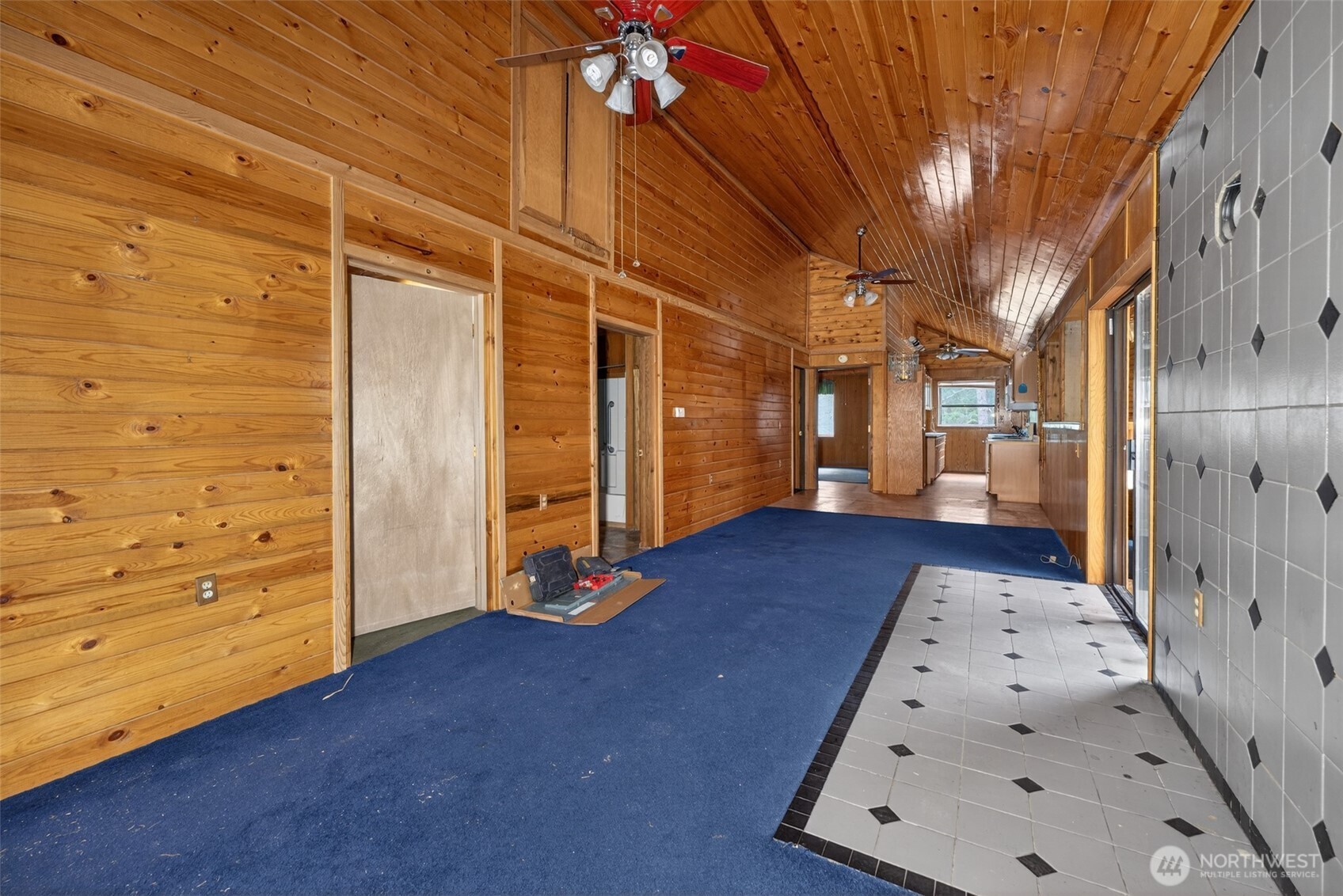 3266 Shady Court Property Photo 8