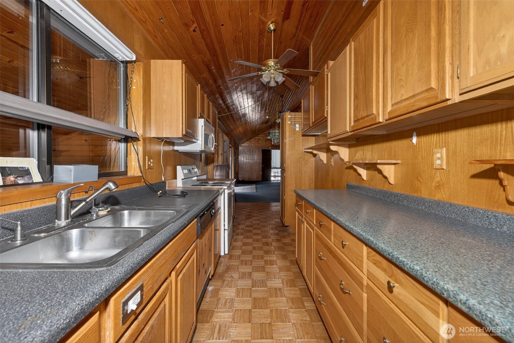 3266 Shady Court Property Photo 11