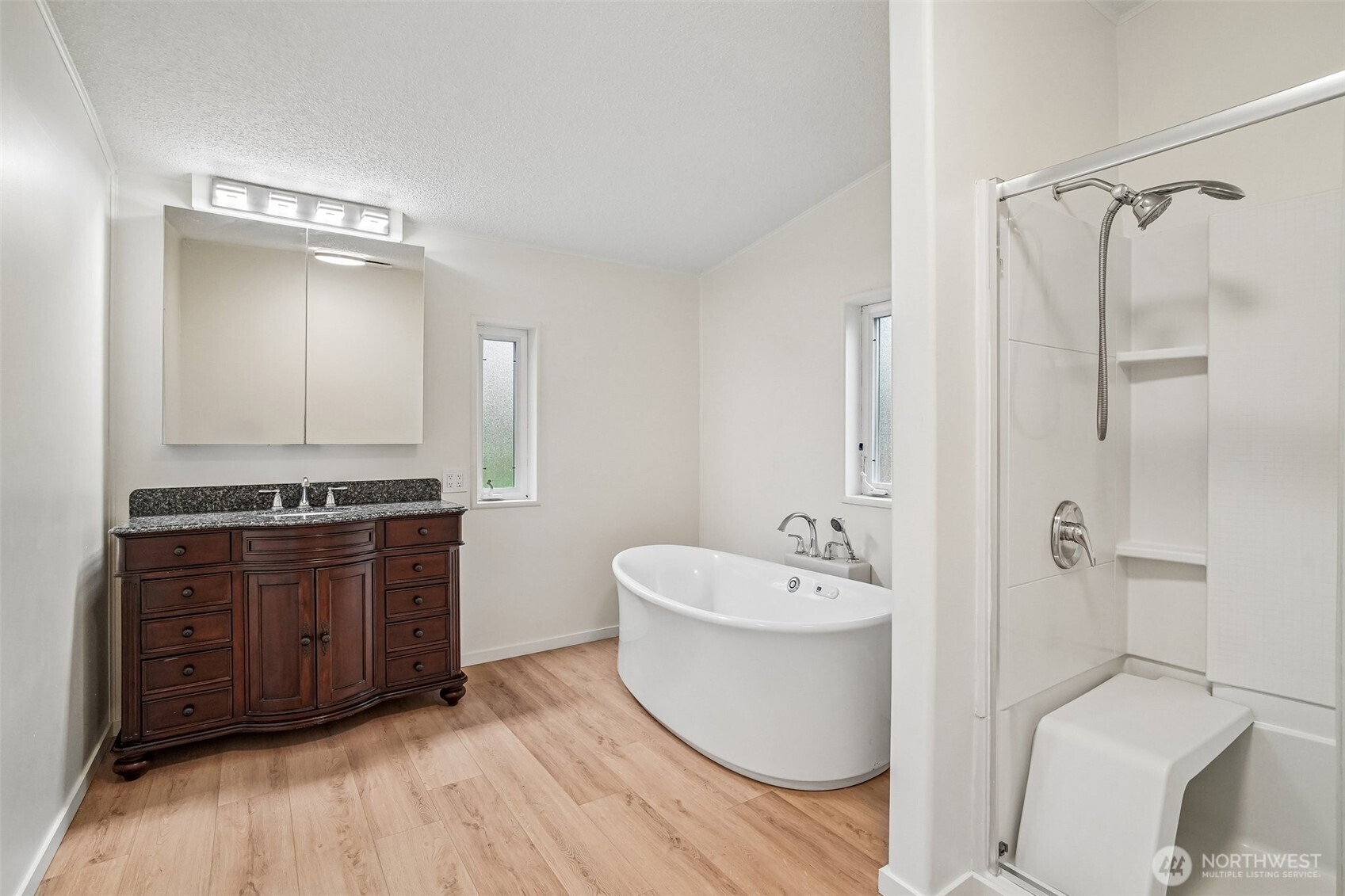 215 105th Avenue Property Photo 10