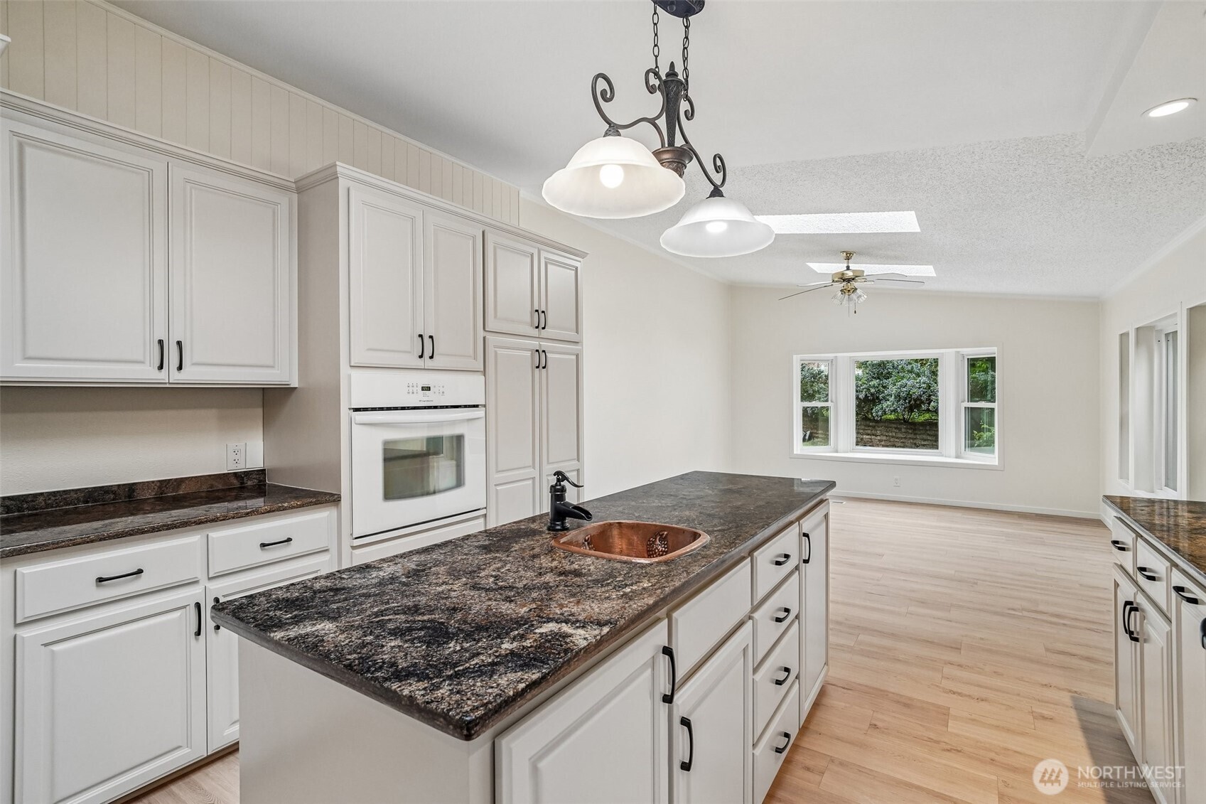 215 105th Avenue Property Photo 17