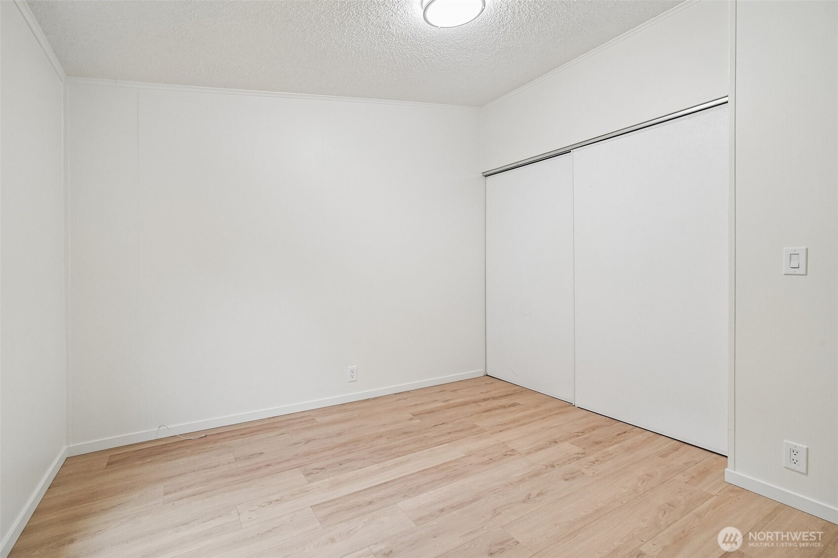 215 105th Avenue Property Photo 22